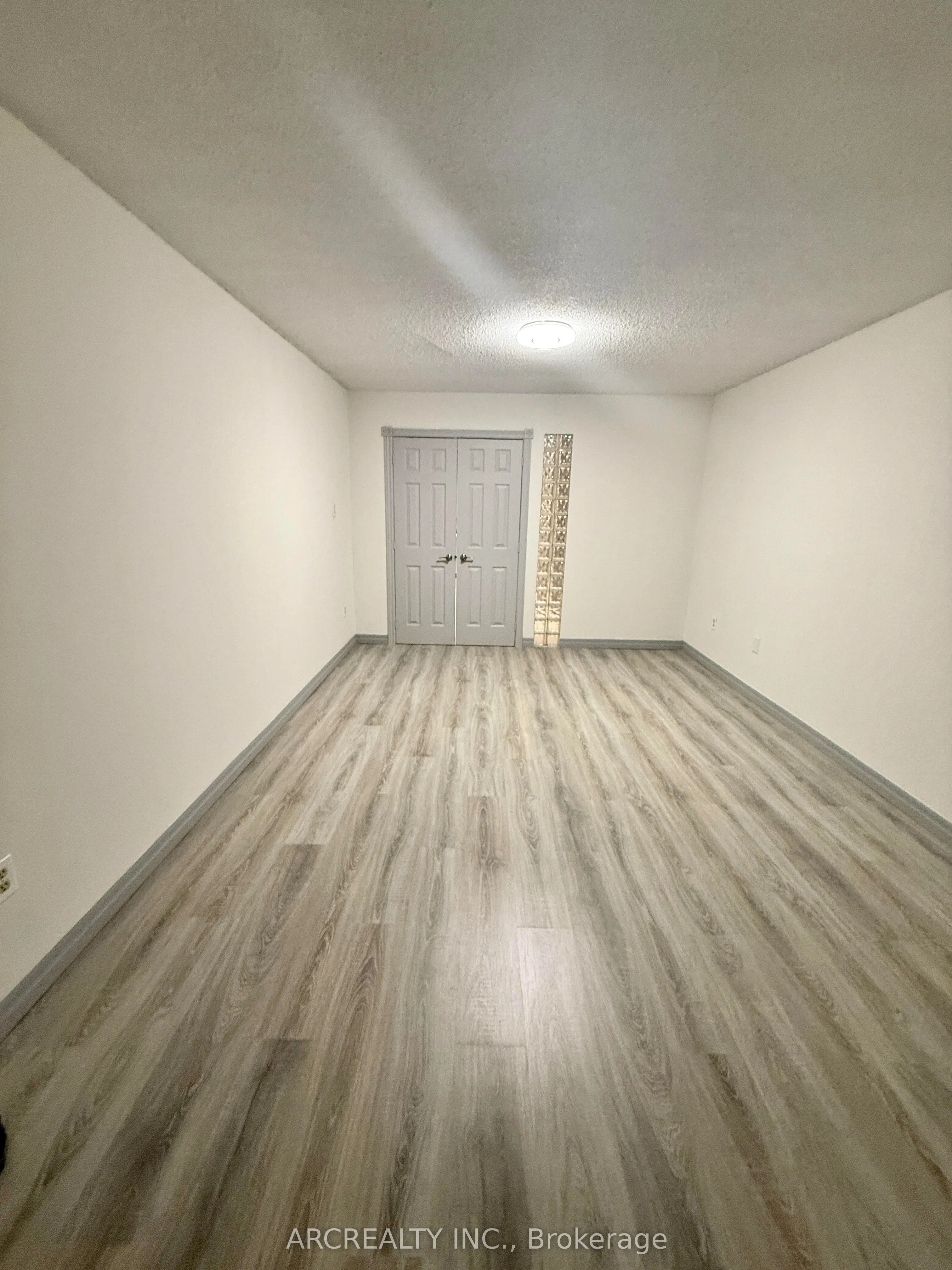 4673 Jane Street E, #1007