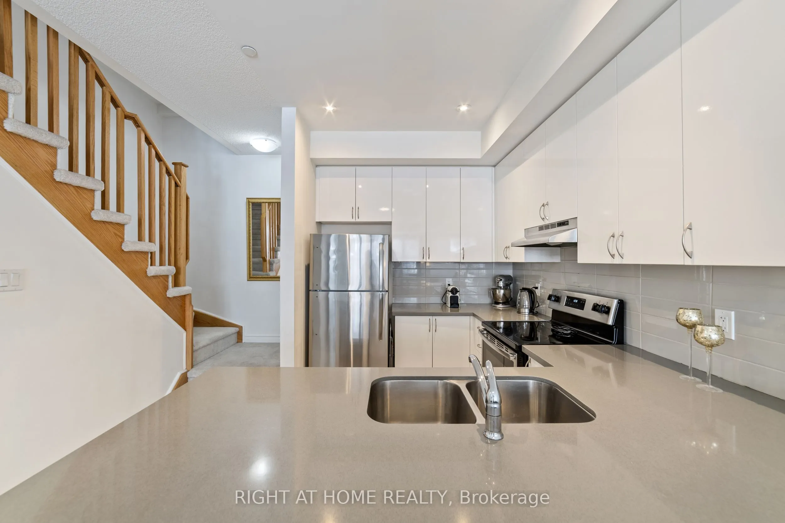 1155 Stroud Lane #2
