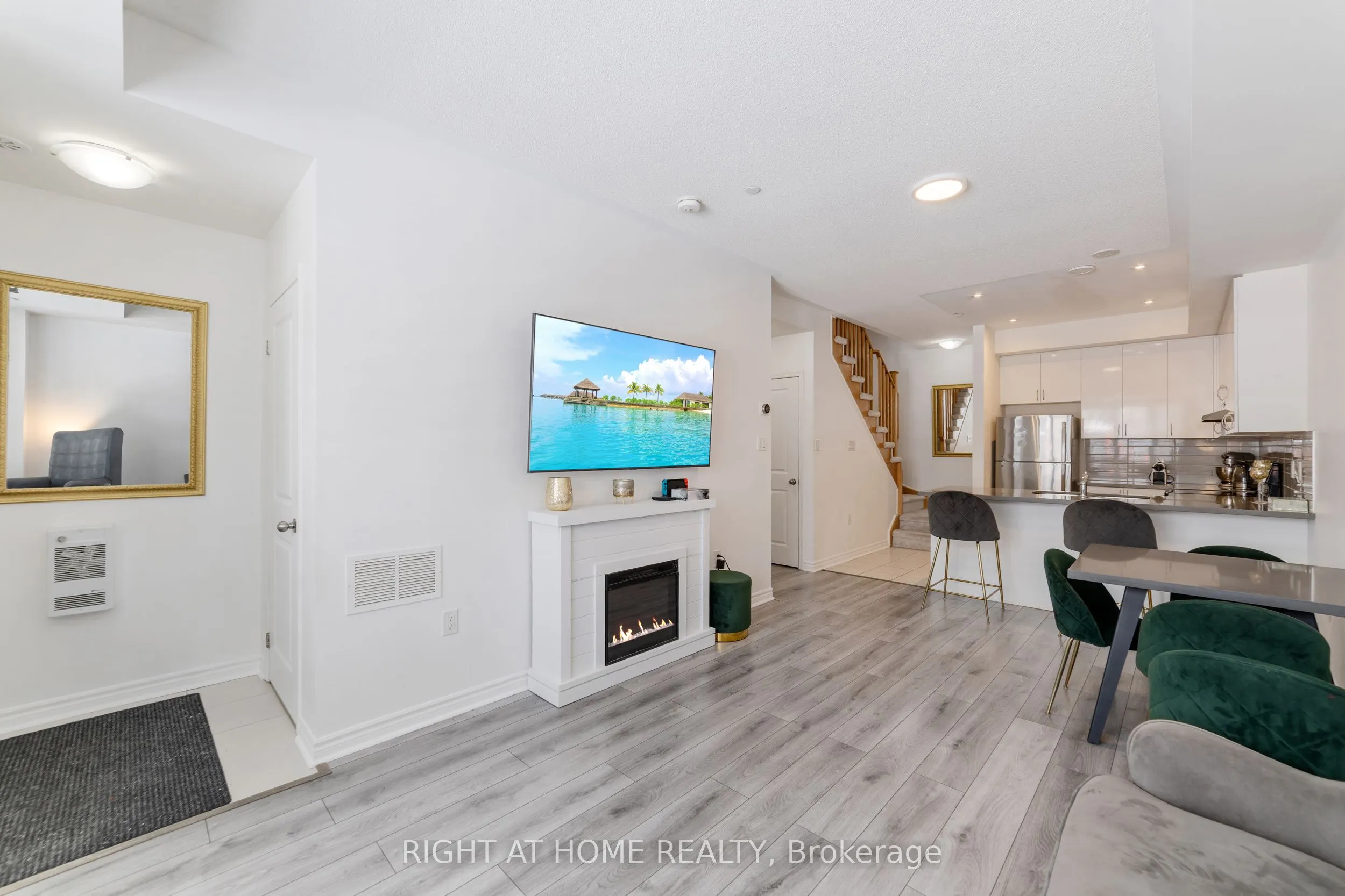 1155 Stroud Lane #2
