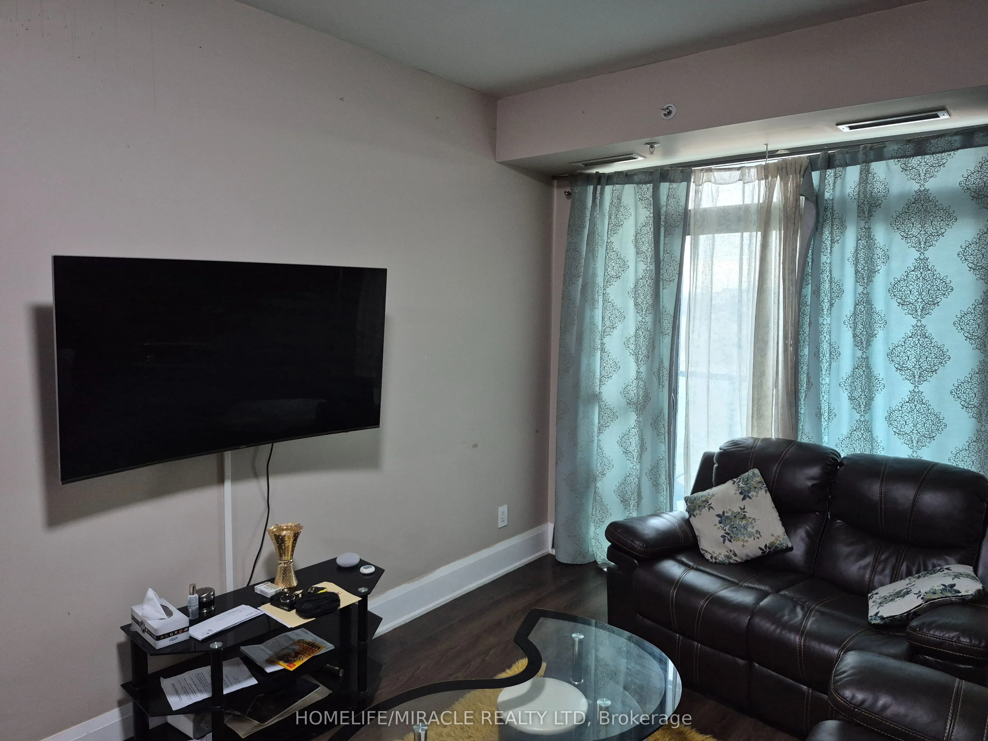45 Yorkland Boulevard #209