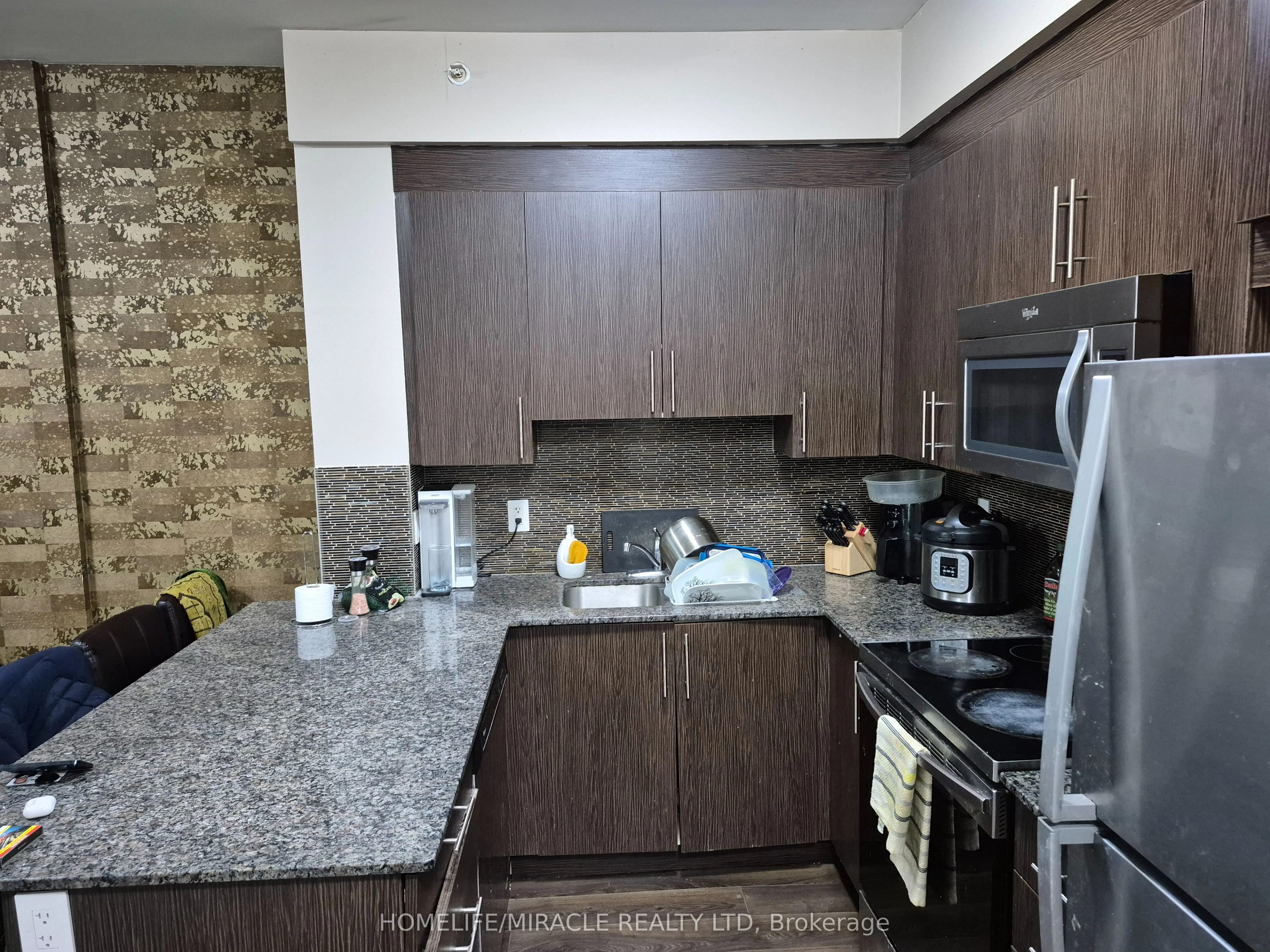 45 Yorkland Boulevard #209