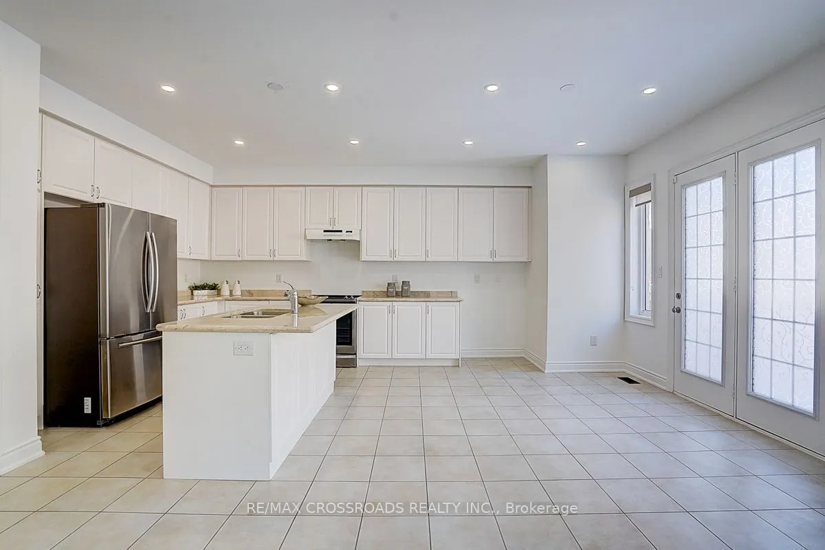 423 Grindstone Trail