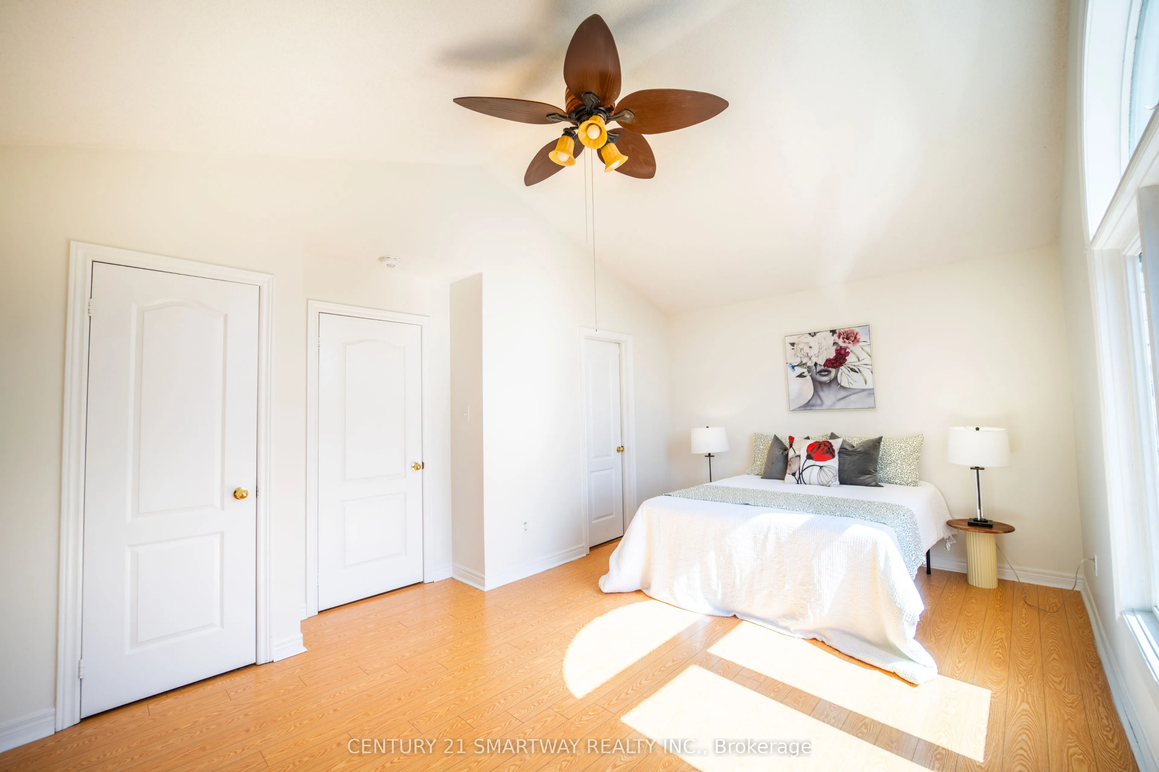 5 Rocky Point Crescent