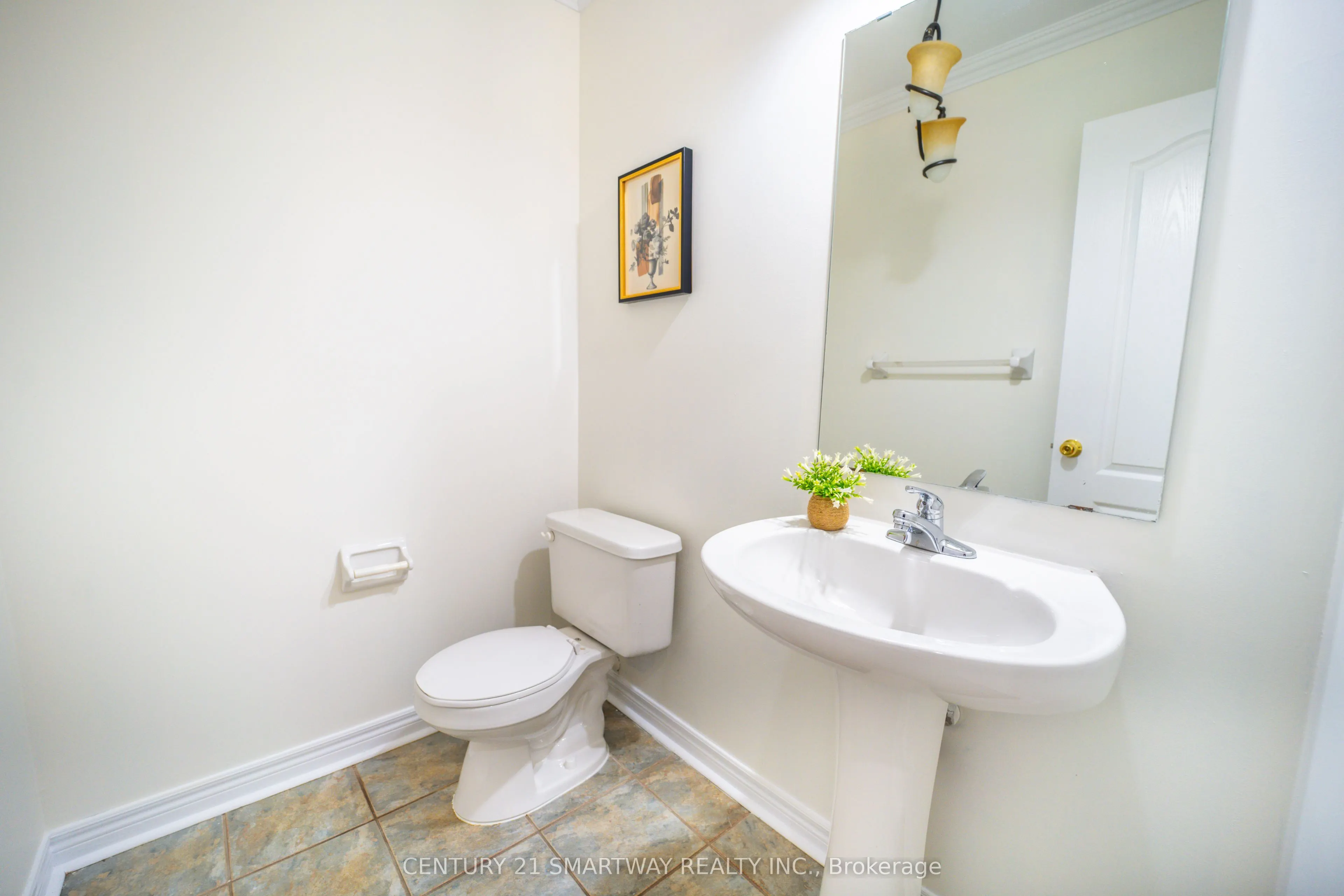 5 Rocky Point Crescent