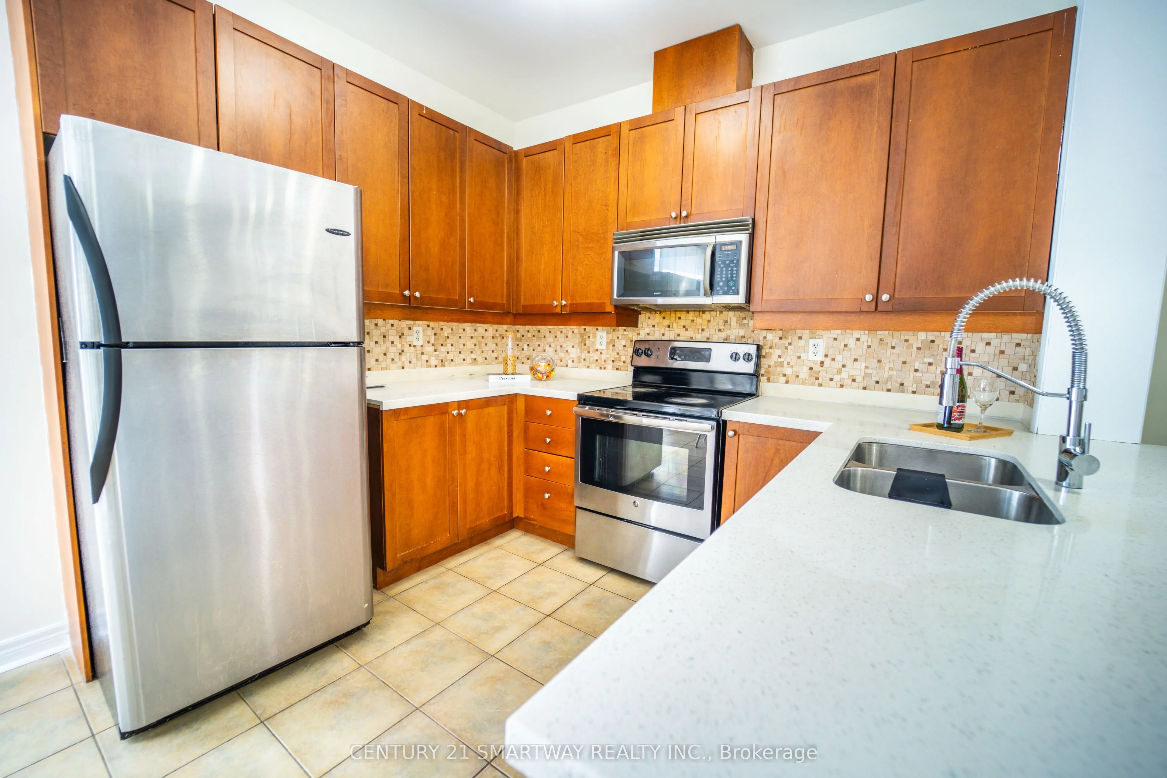 5 Rocky Point Crescent