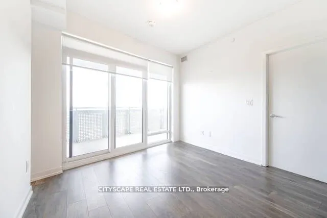 2520 Eglinton Avenue W #1507