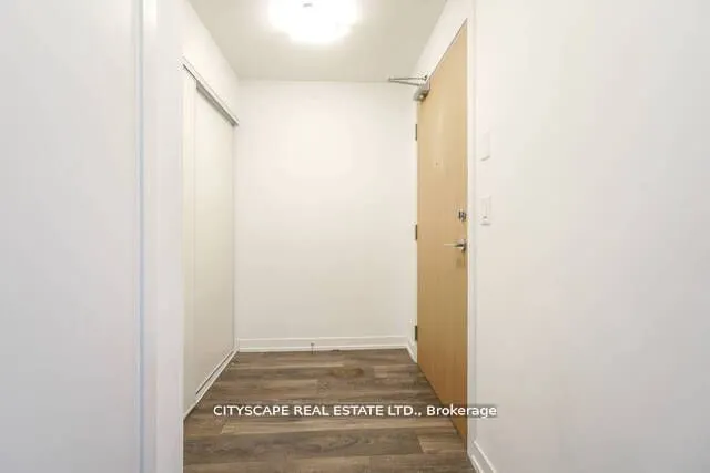 2520 Eglinton Avenue W #1507