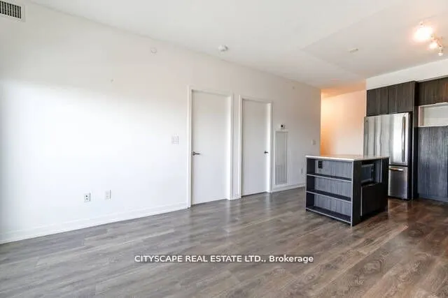 2520 Eglinton Avenue W #1507