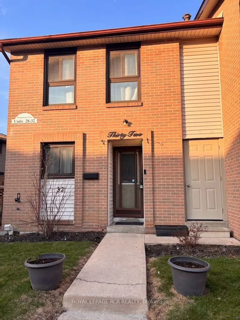 46 Dearbourne Boulevard S, #32