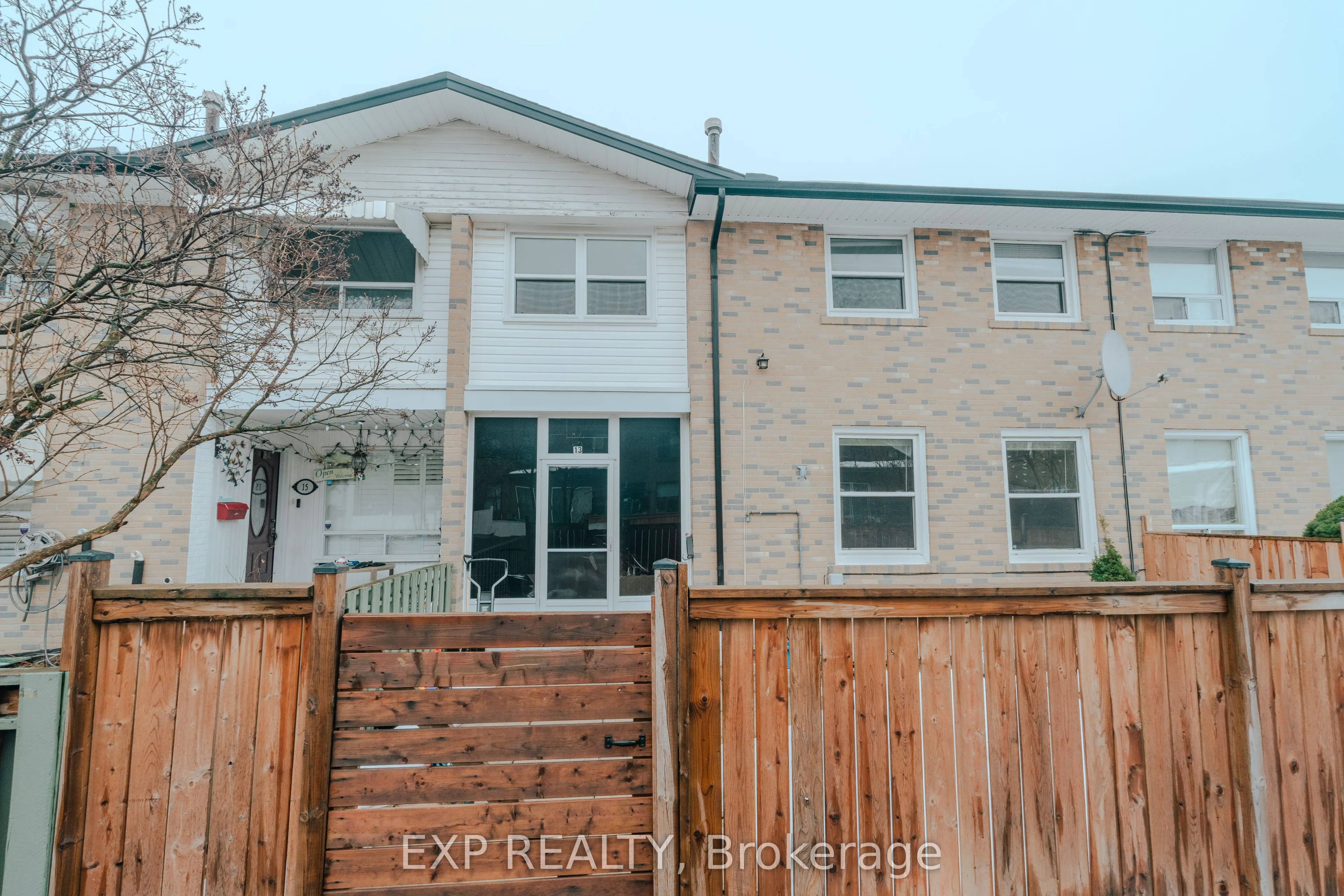 61 Ardglen Drive, #13Upper