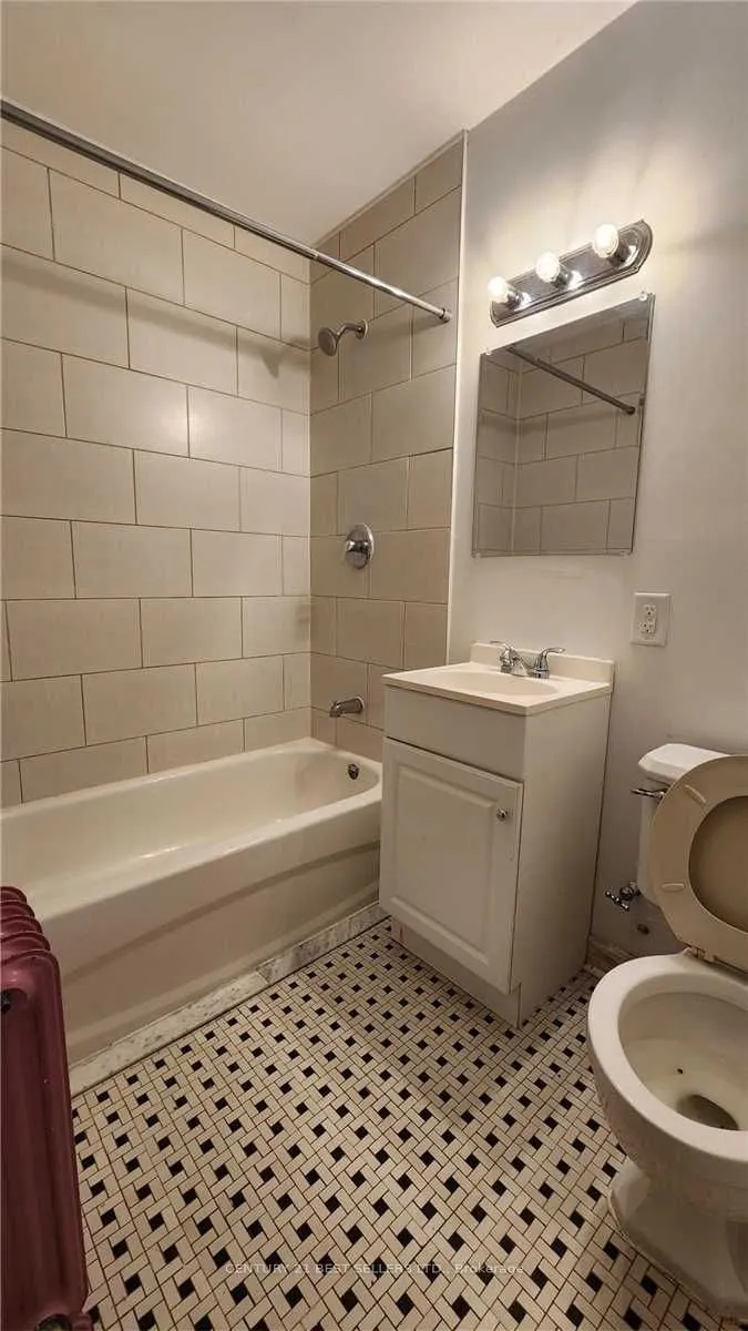26-105 Twenty Fifth Street