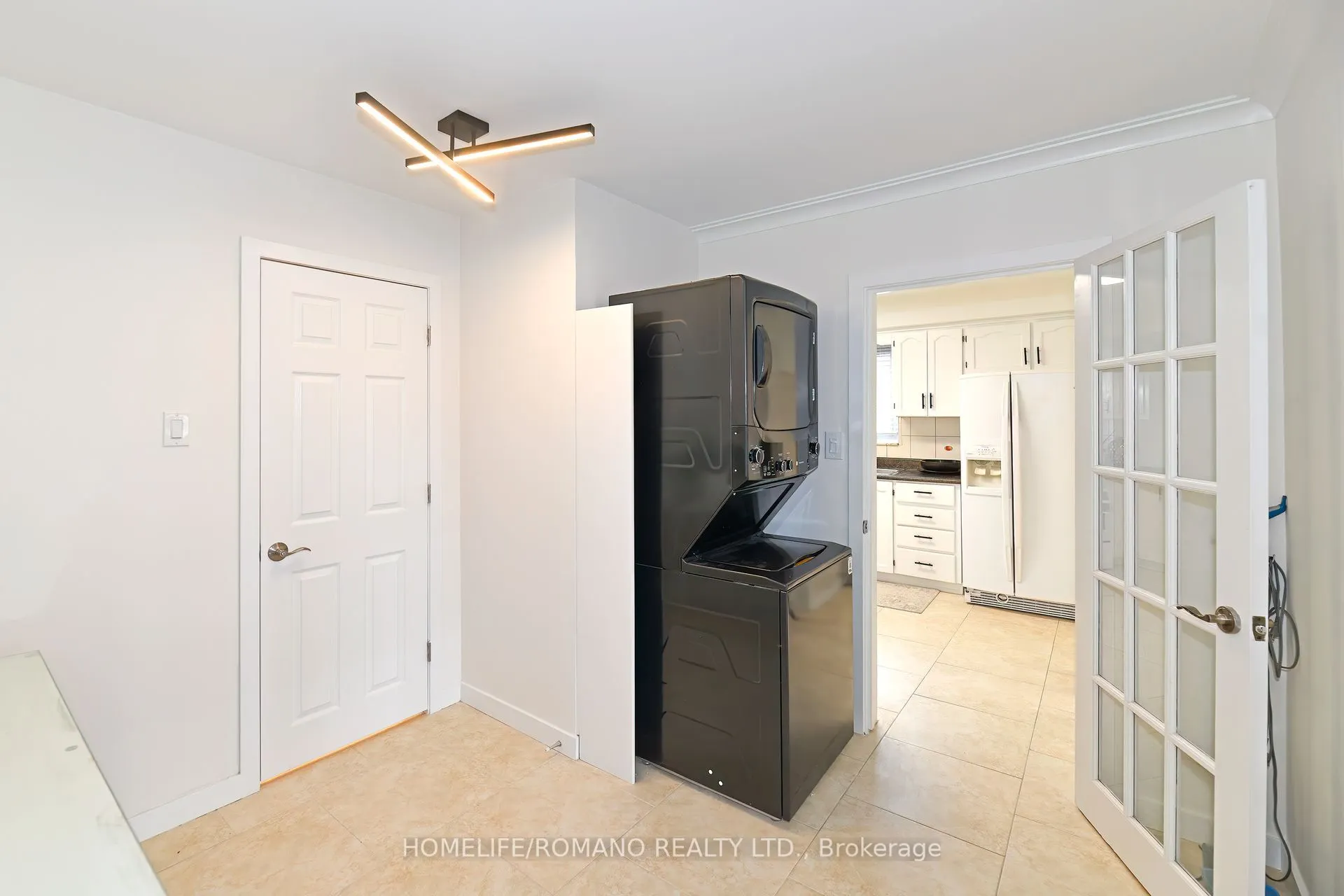 65 Gilley Road, #Main & Upper