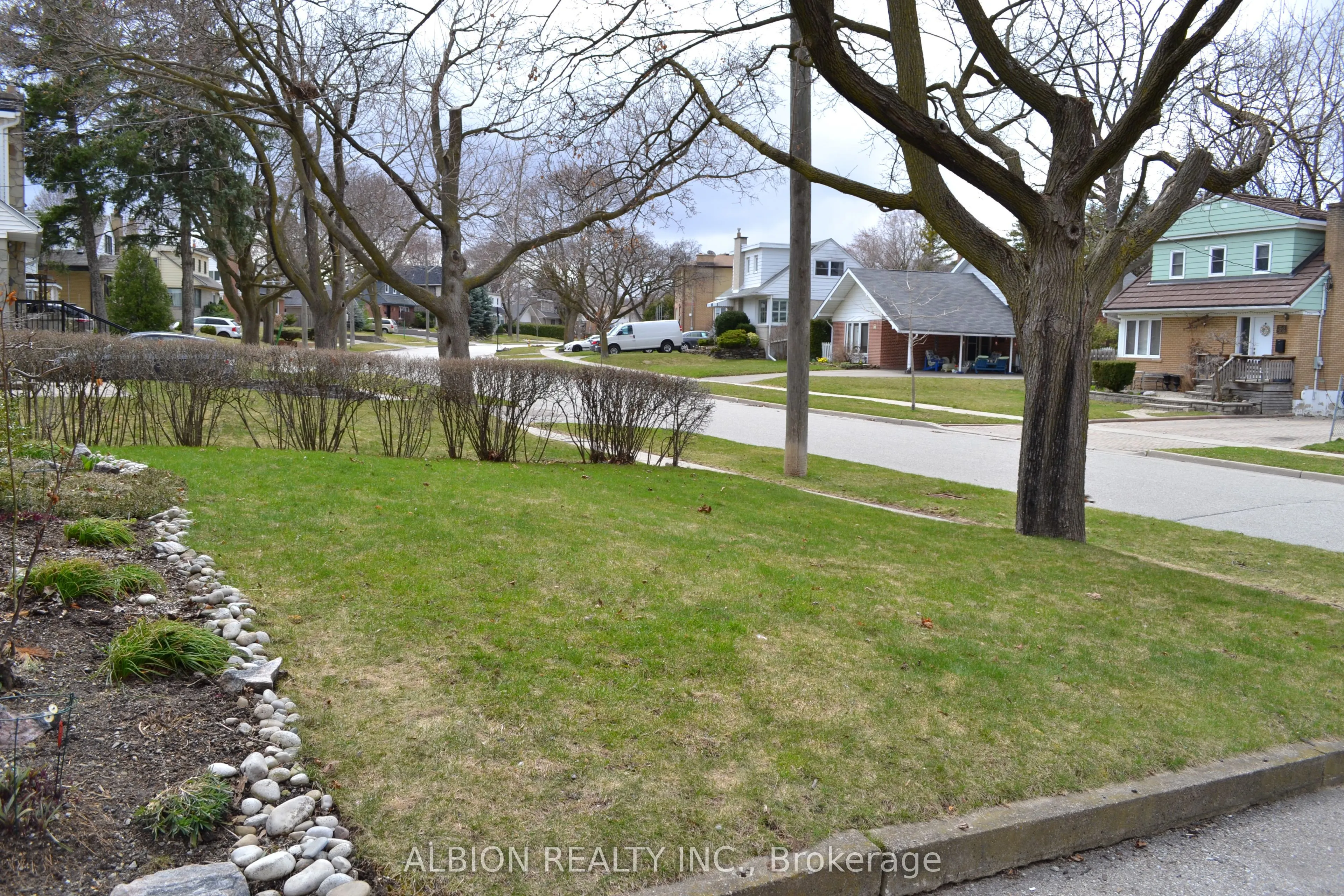 45 Clearbrooke Circle