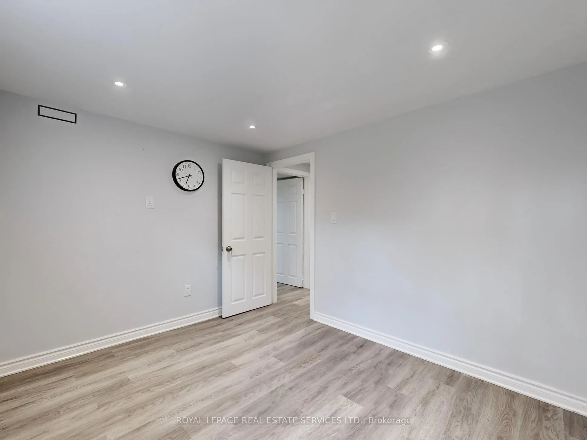 12 Helsby Crescent