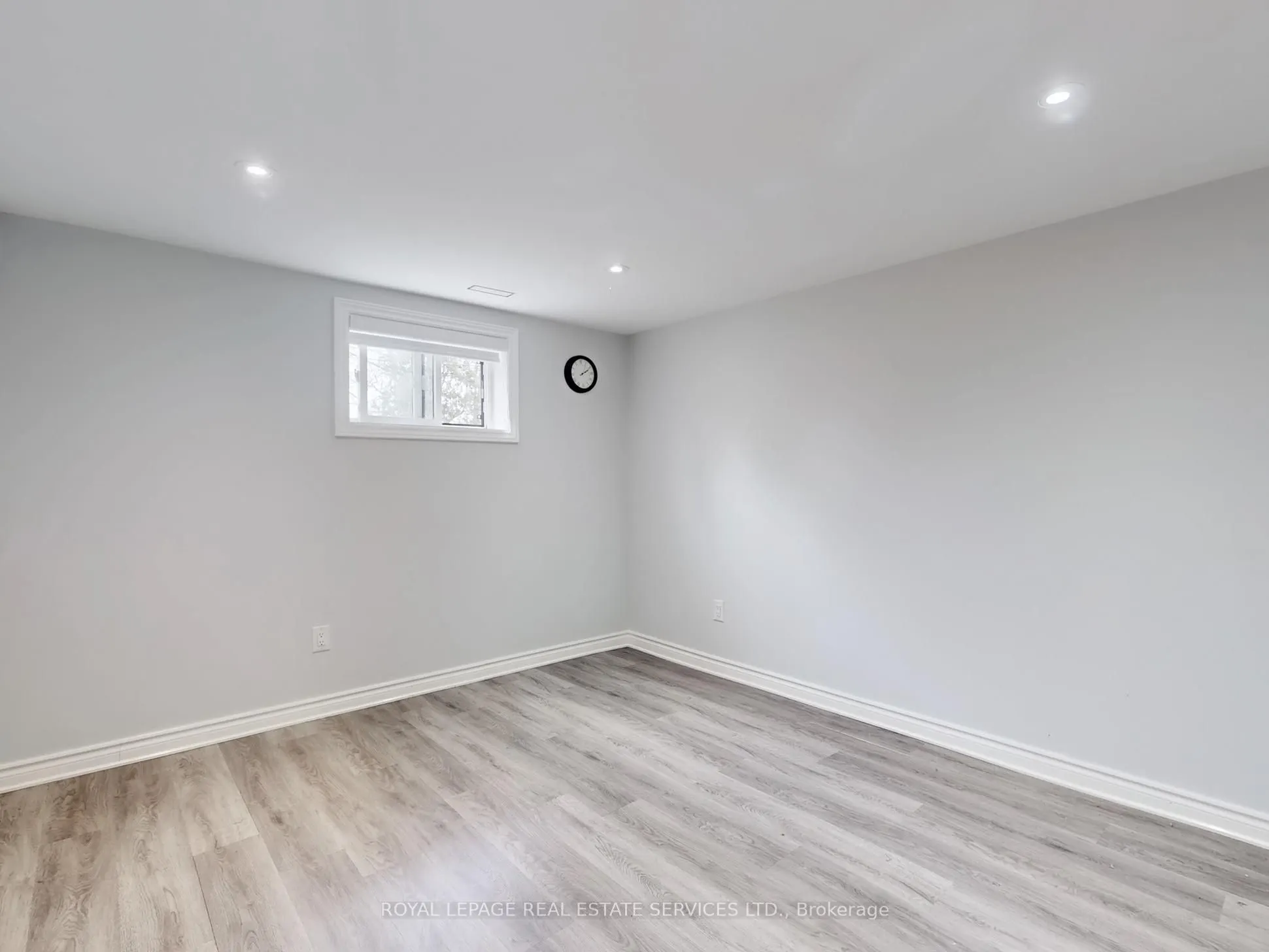 12 Helsby Crescent