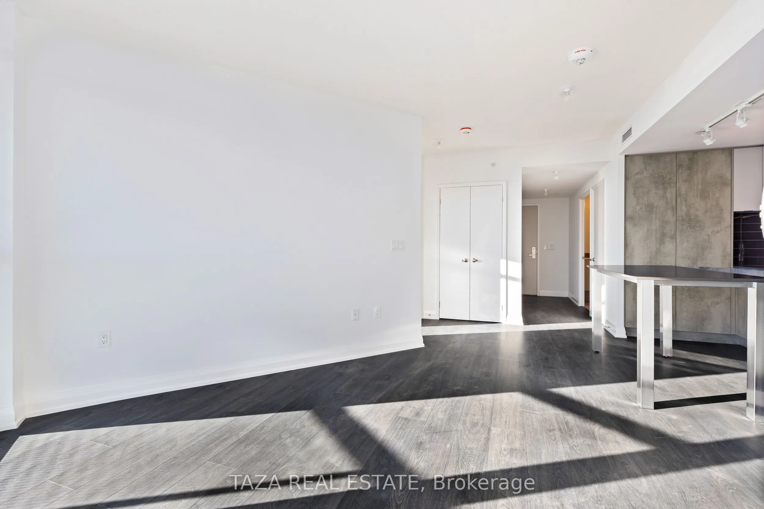 30 Gibbs Road, #3007