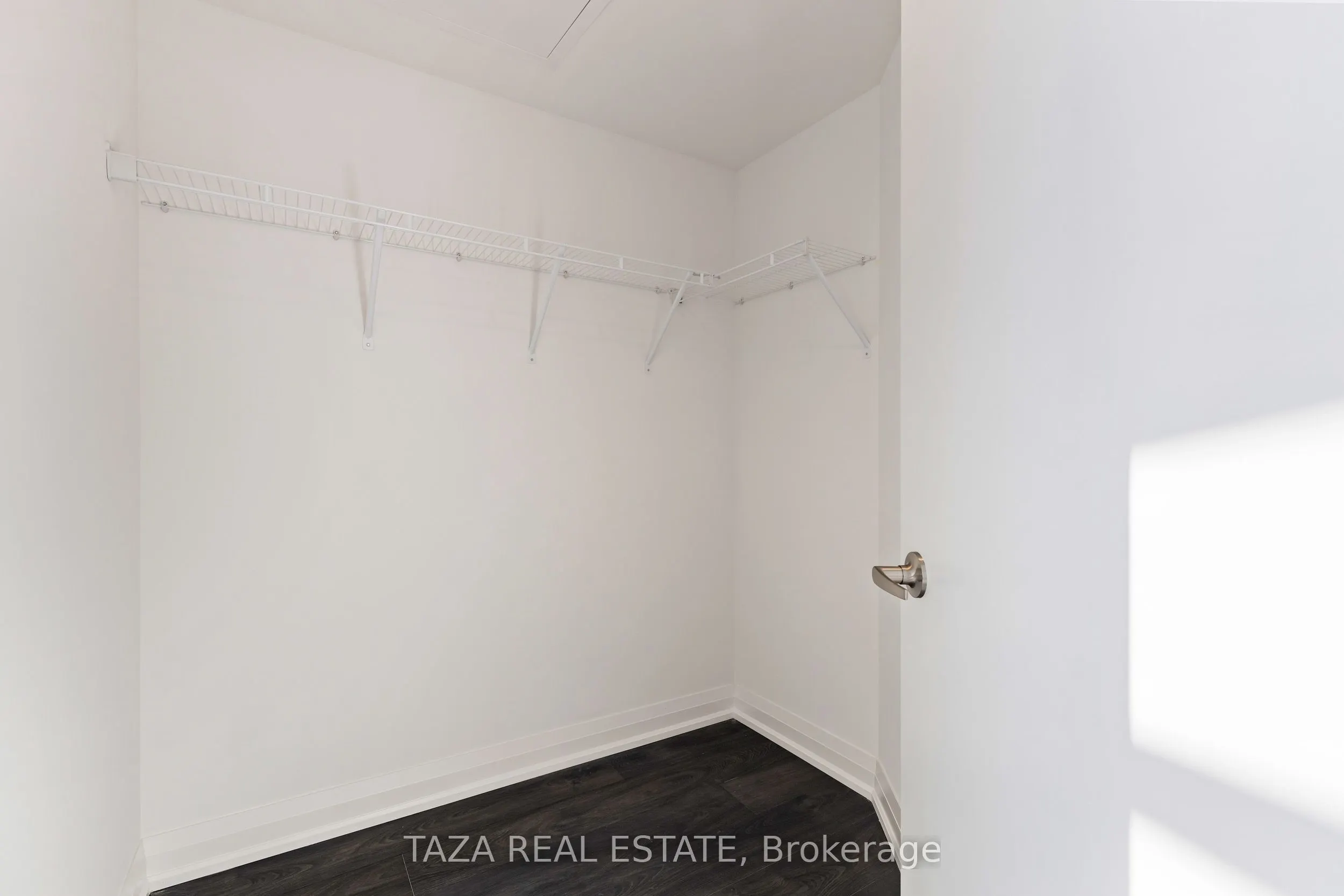 30 Gibbs Road, #3007