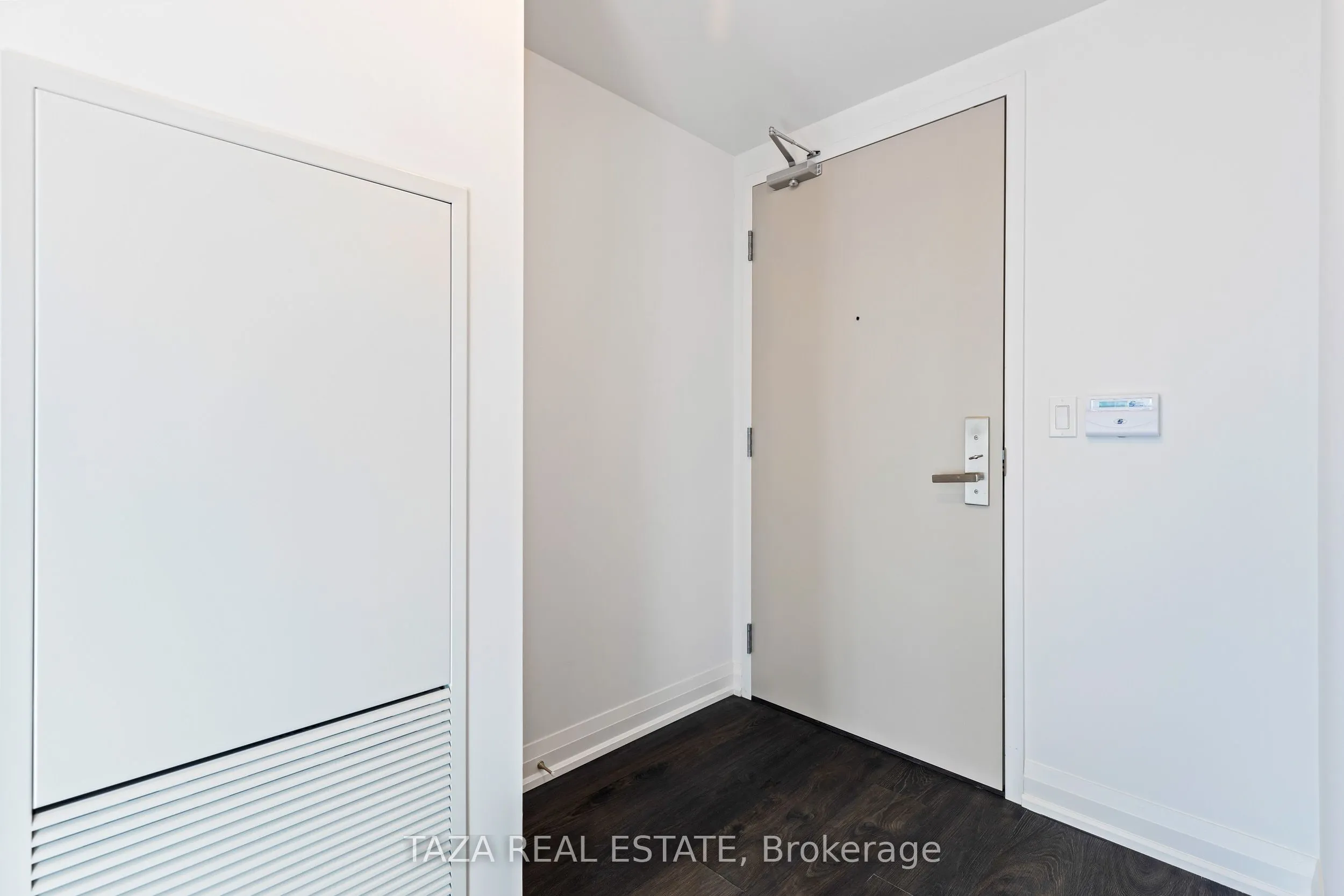 30 Gibbs Road, #3007