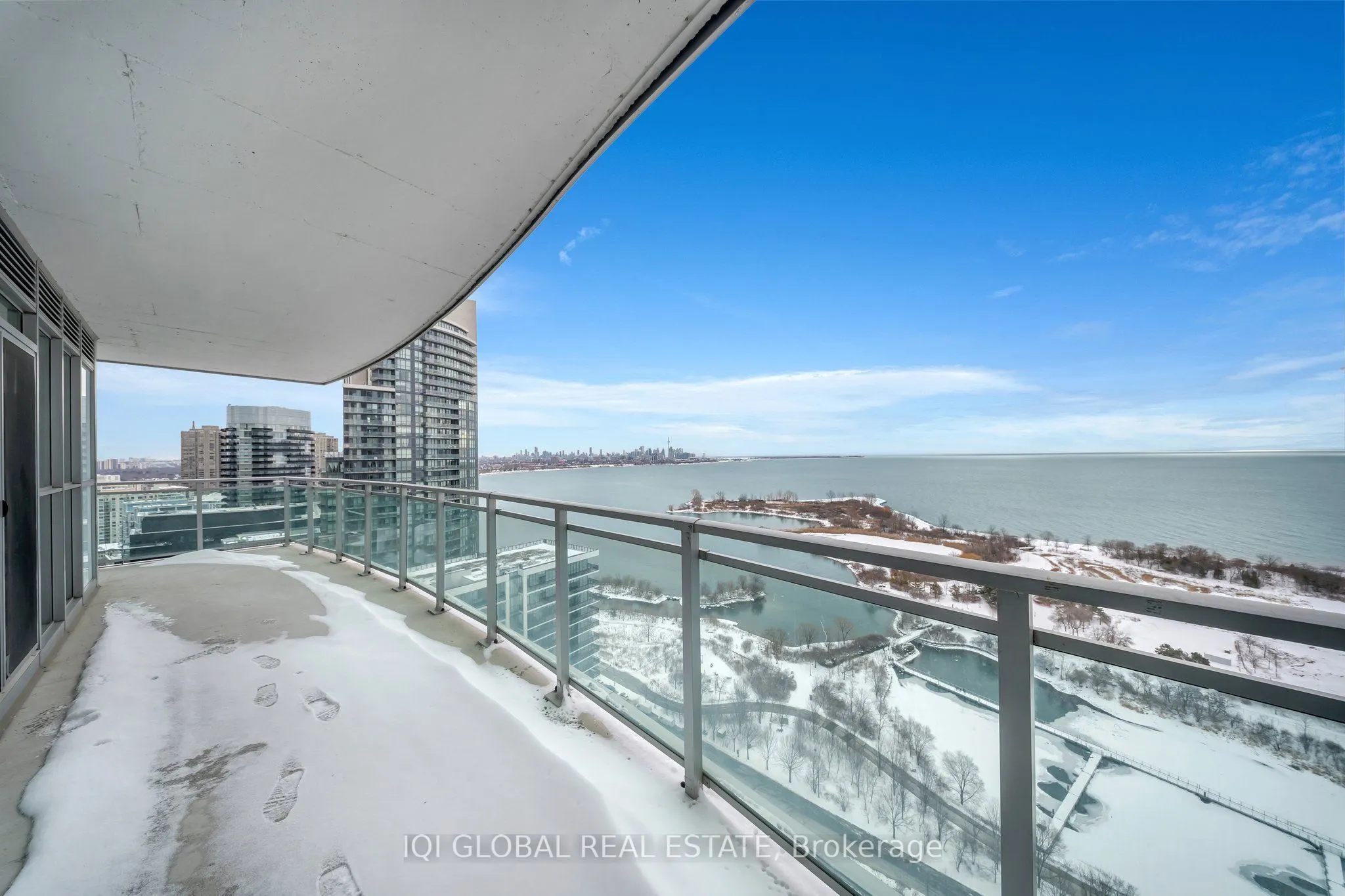 33 Shore Breeze Drive, #2509