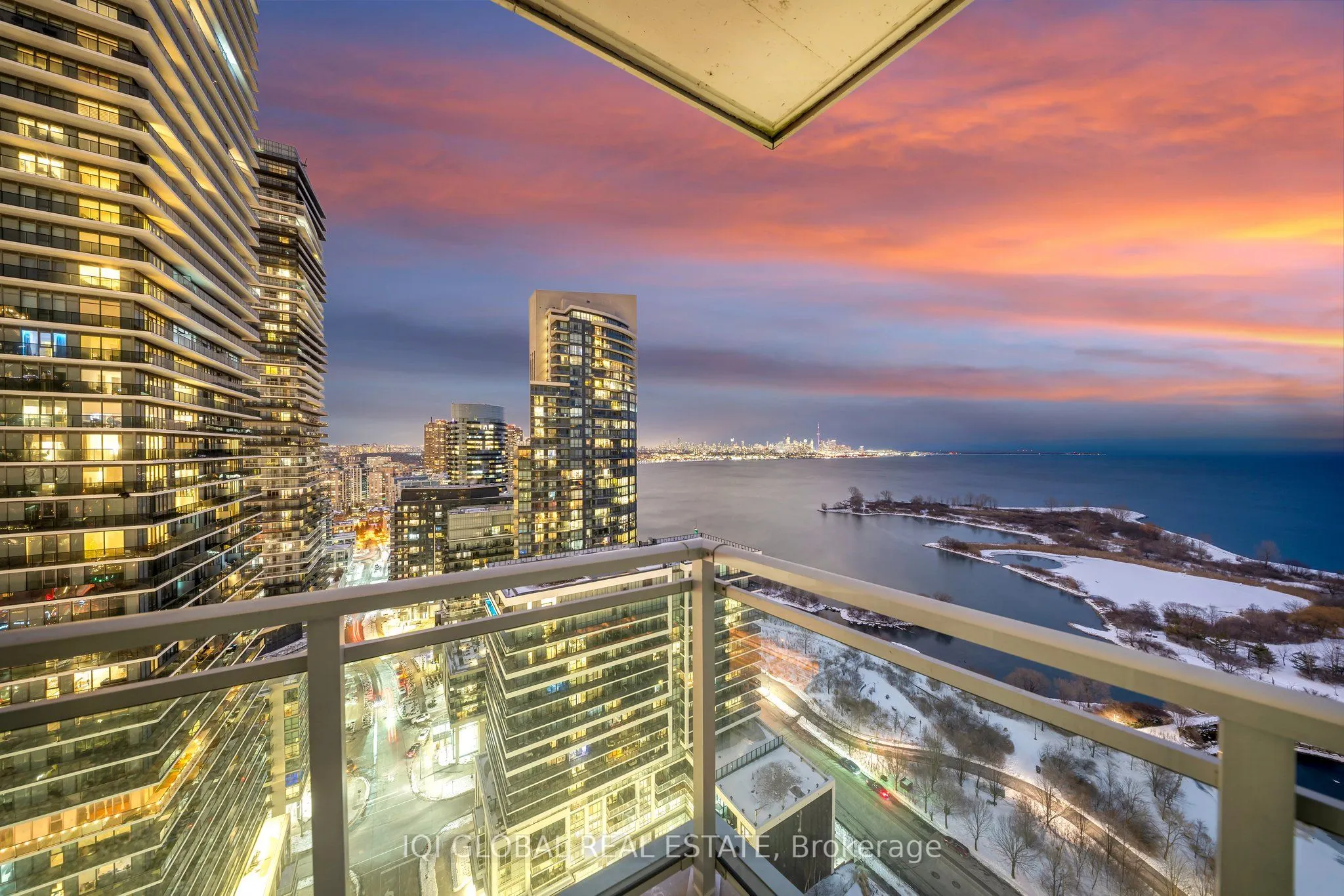 33 Shore Breeze Drive, #2509