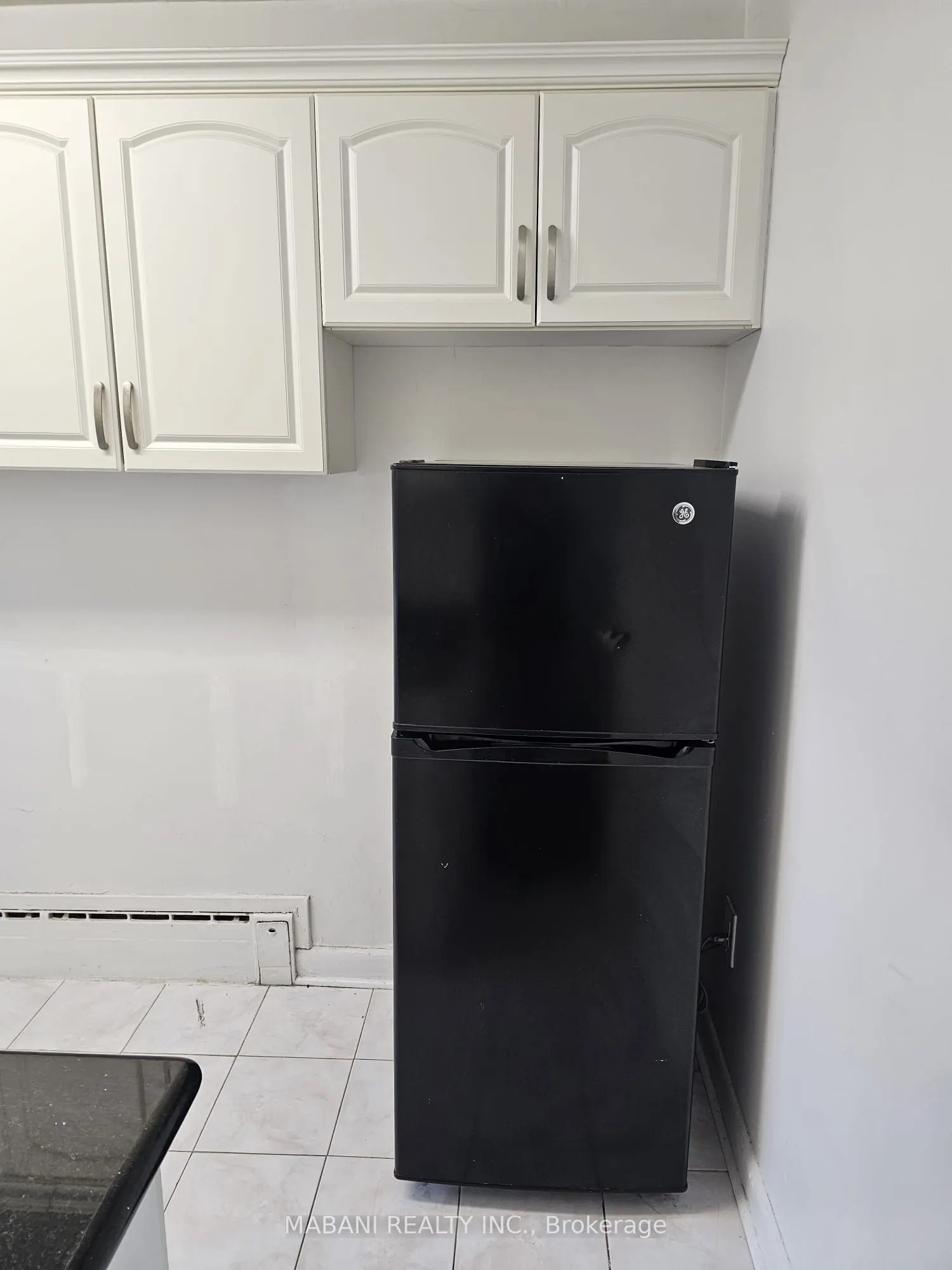 414 Roncesvalles Avenue, #2