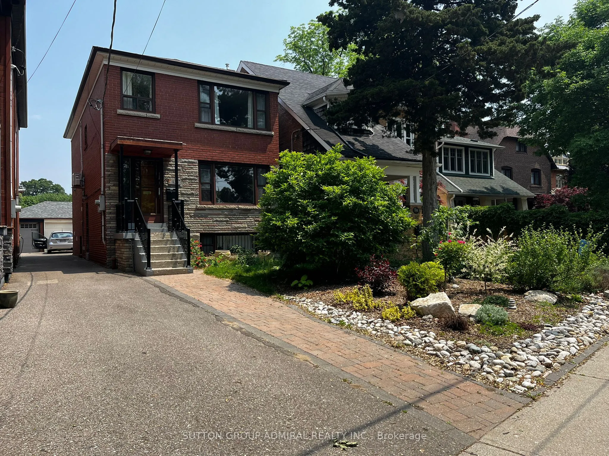 137 Evelyn Avenue