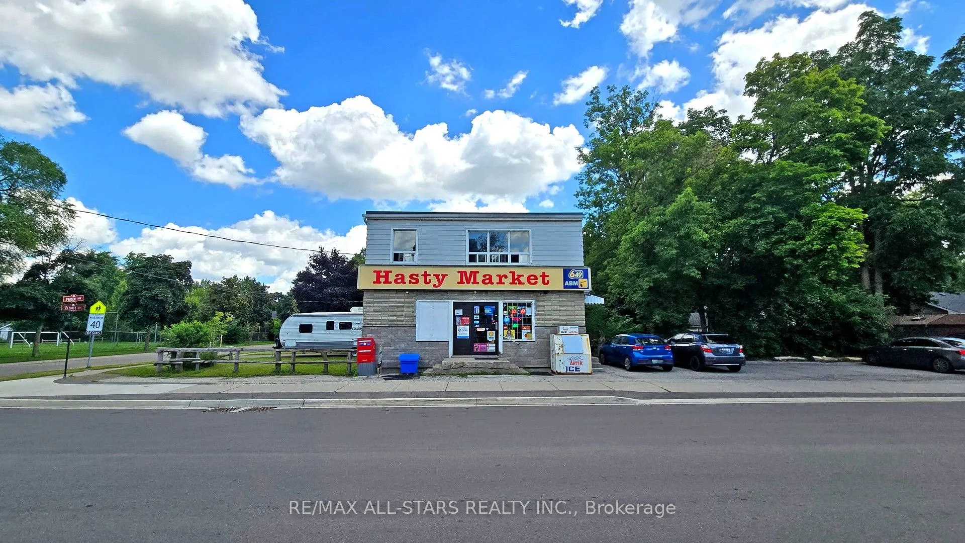 88 Elliott Street