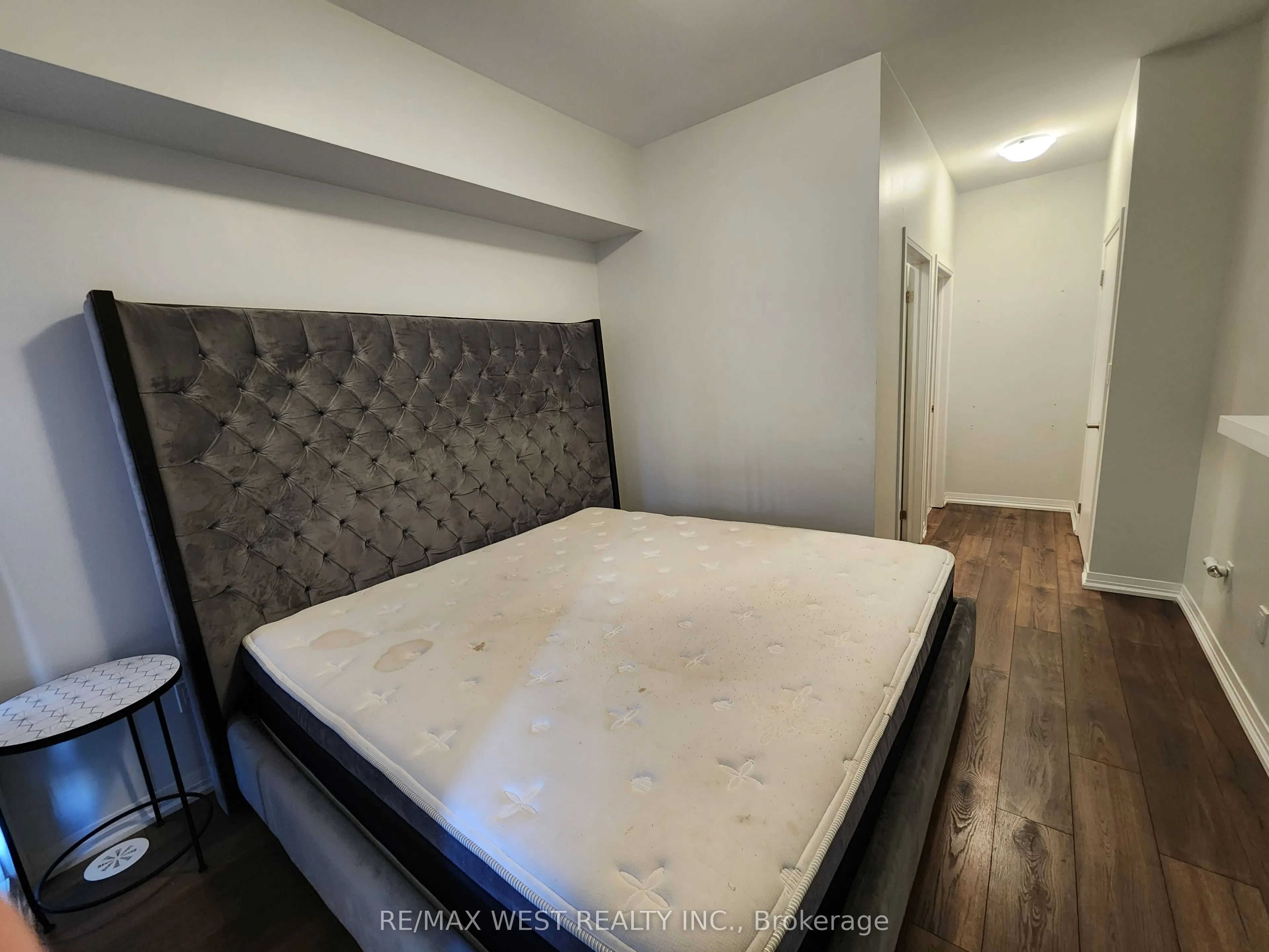 1165 Journeyman Lane, #215