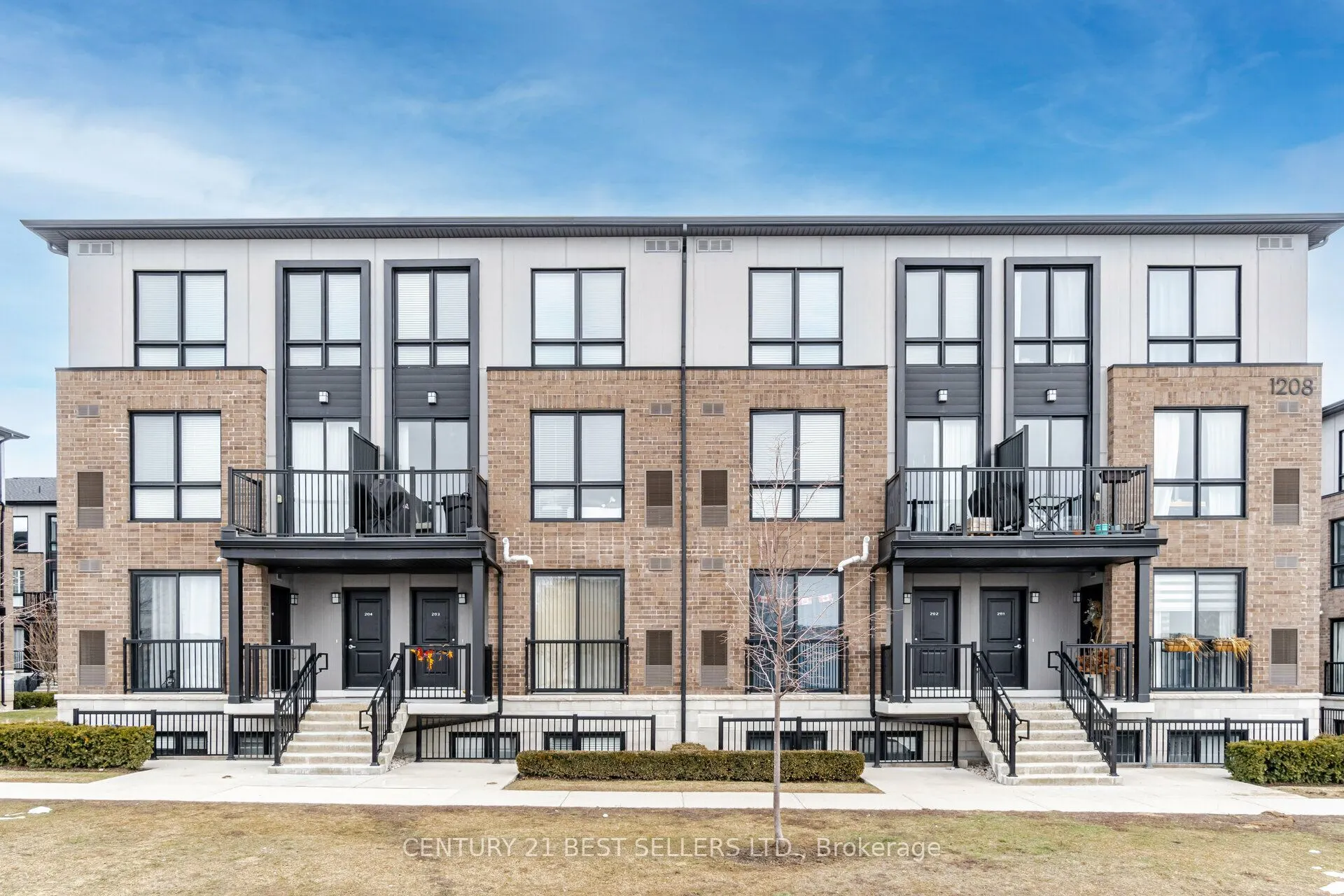 1208 Main Street E #201