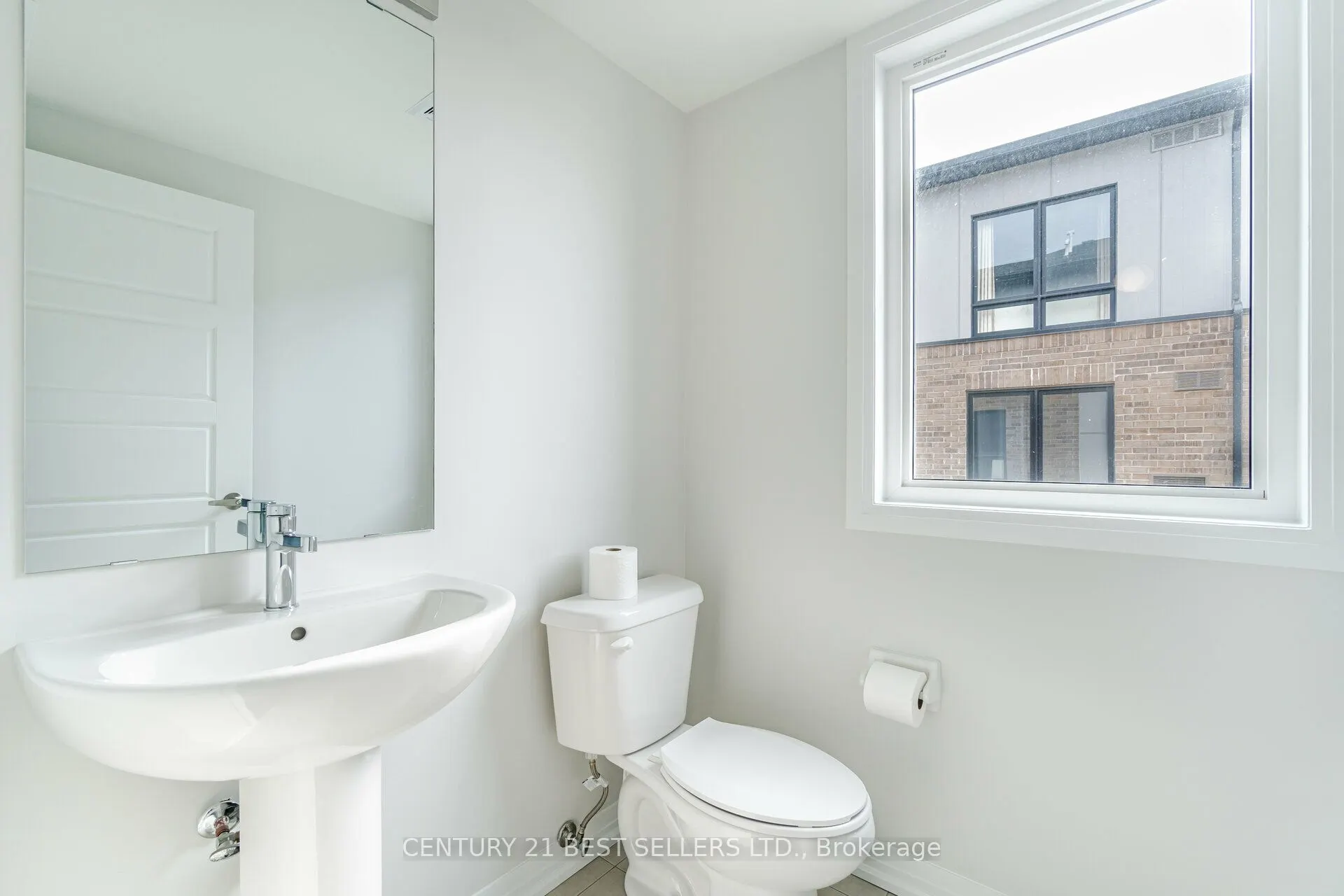 1208 Main Street E #201