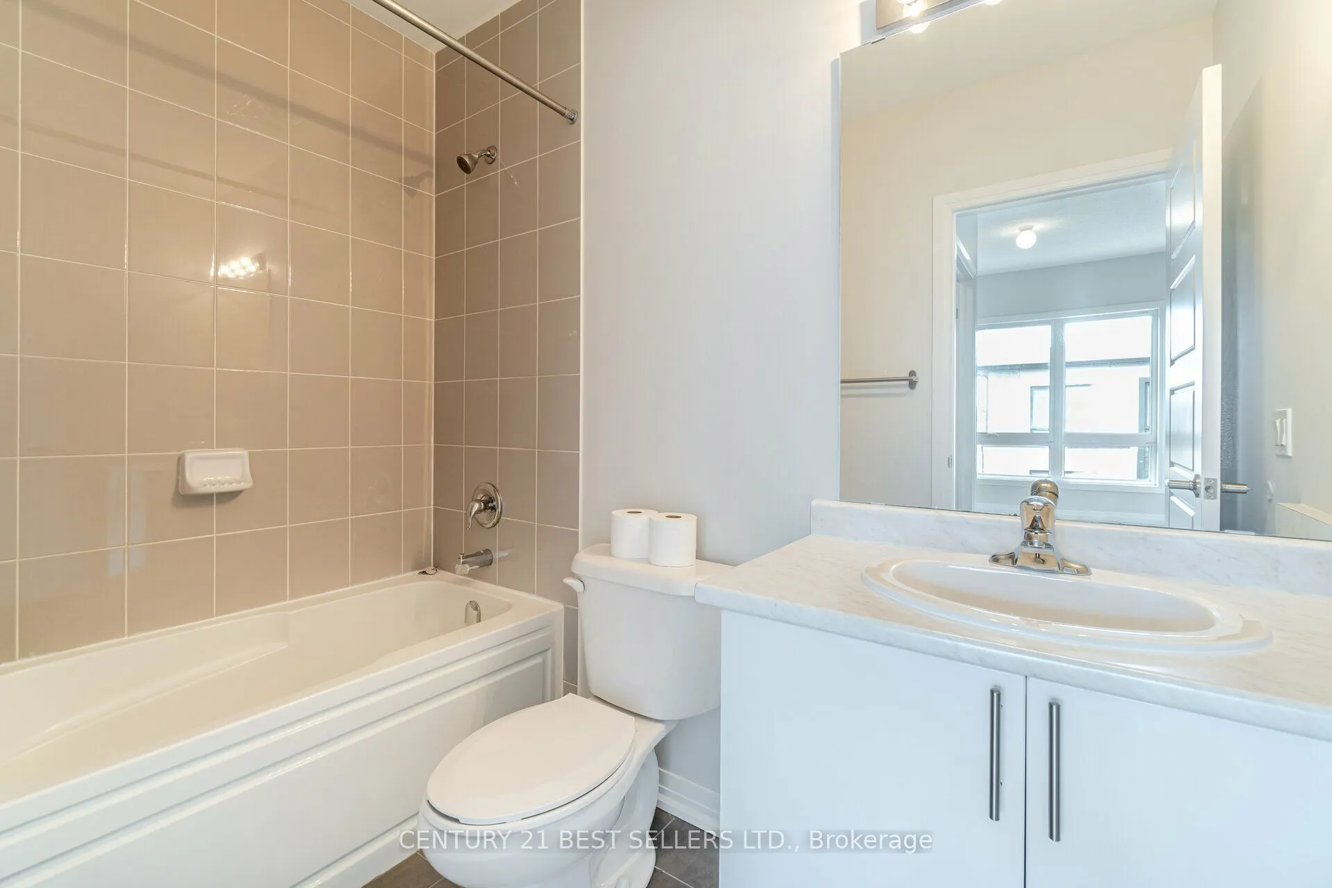 1208 Main Street E #201