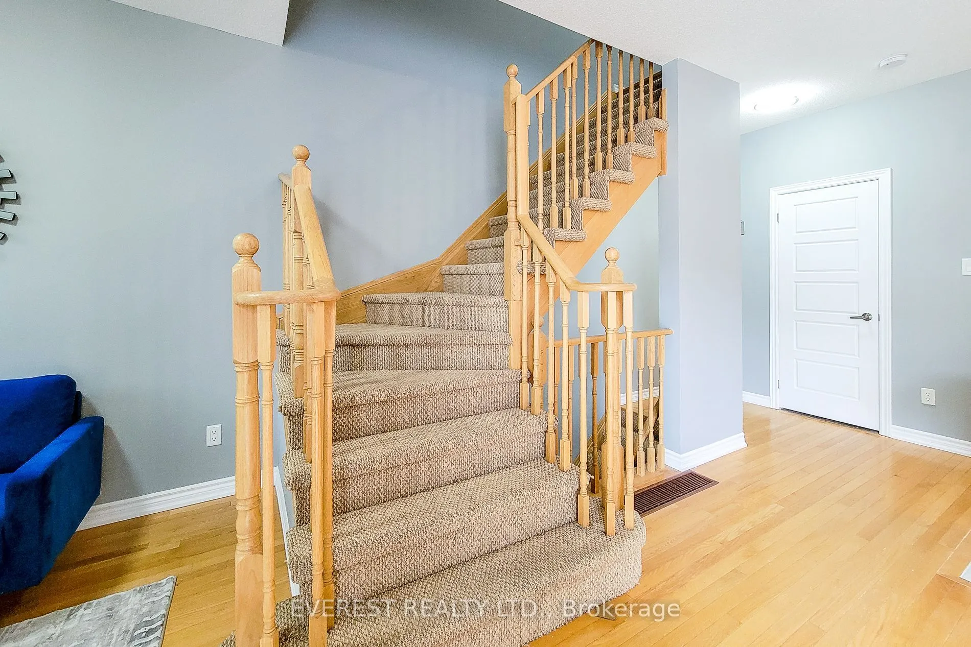 165 Hampshire Way, #80