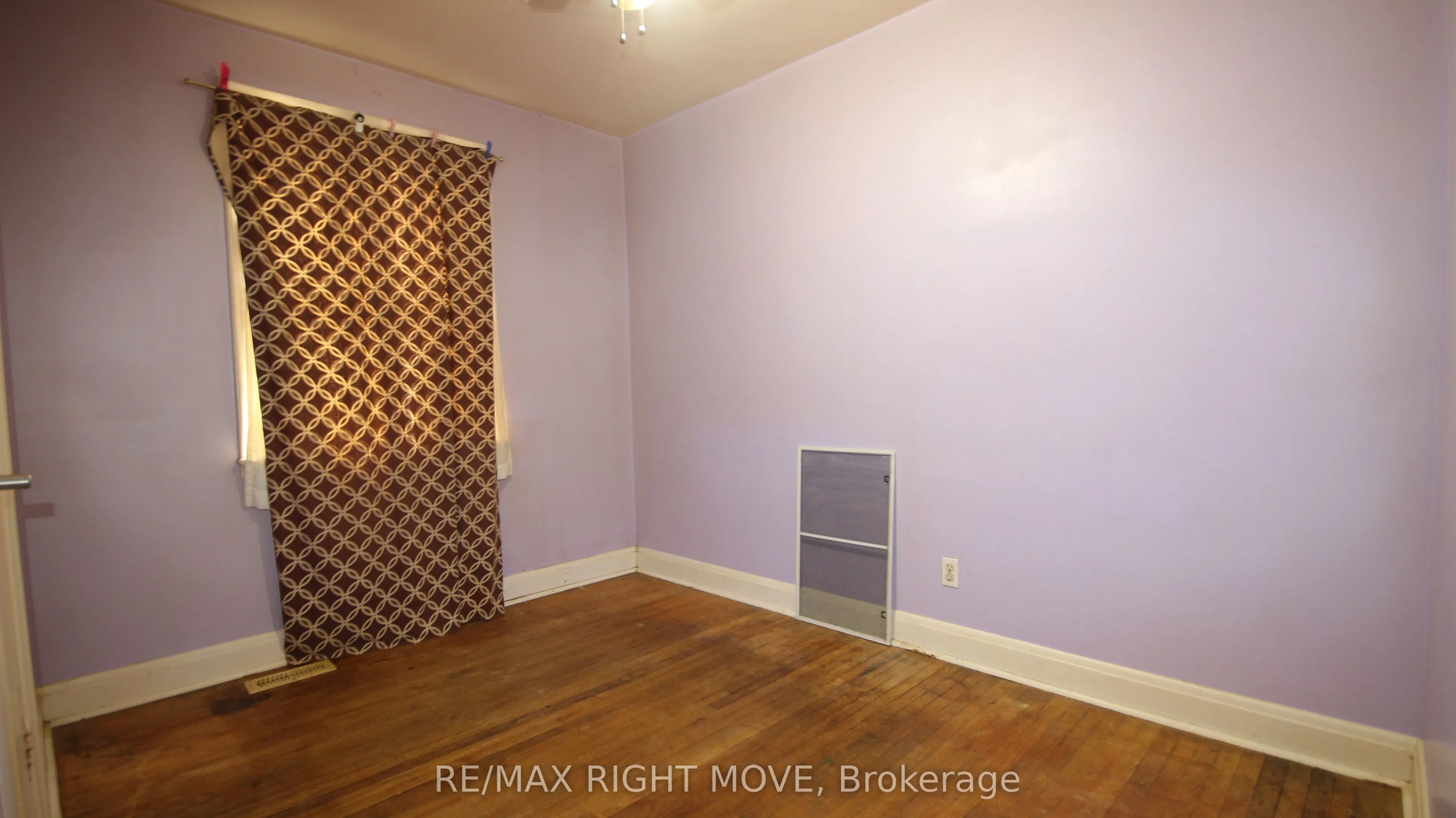 24 Silvercrest Avenue