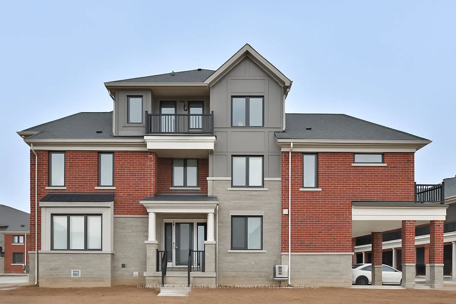 9 Crown Gate
