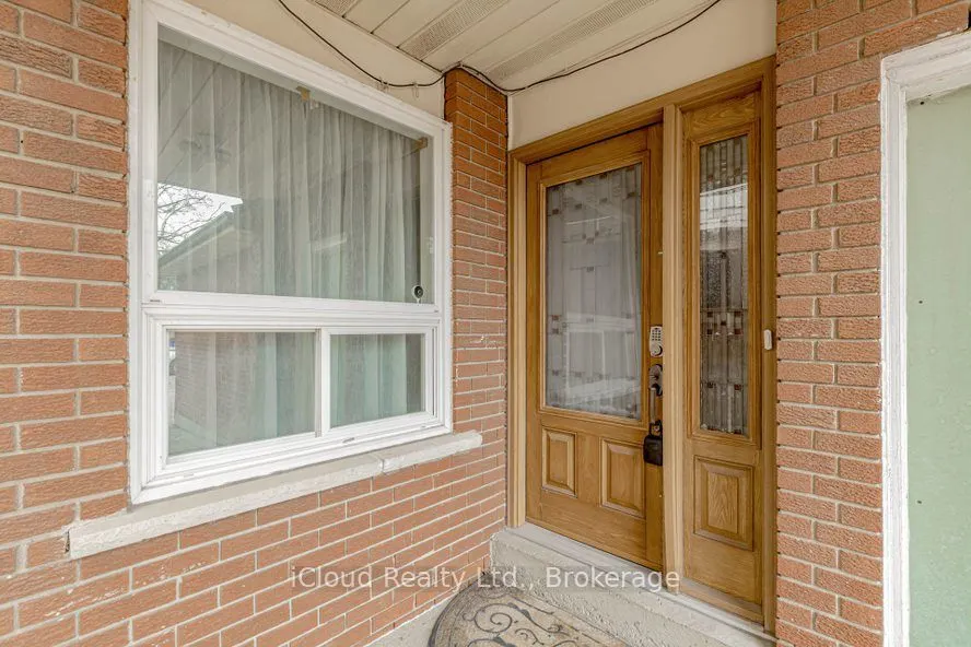 4231 Sugarbush Road
