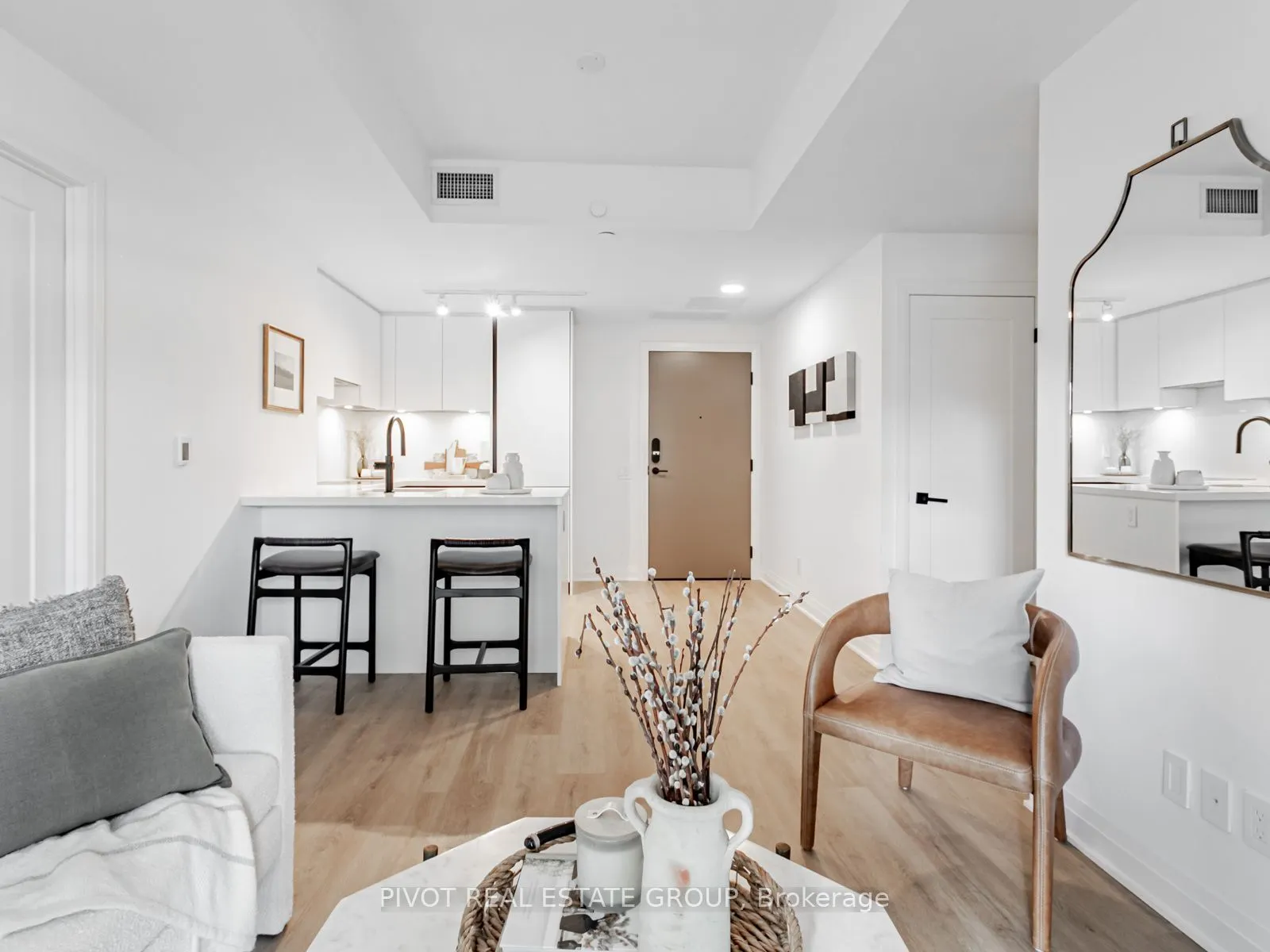 4023 The Exchange, #1003