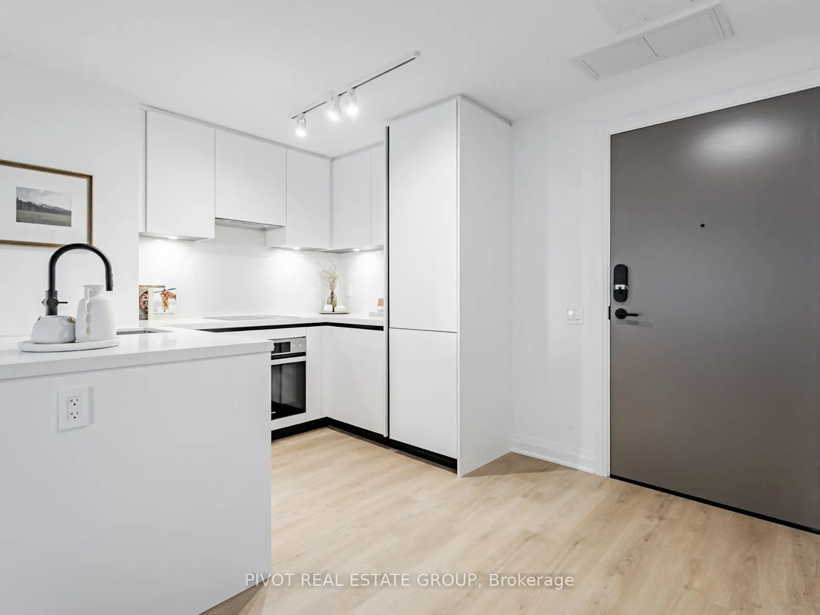 4023 The Exchange, #1003