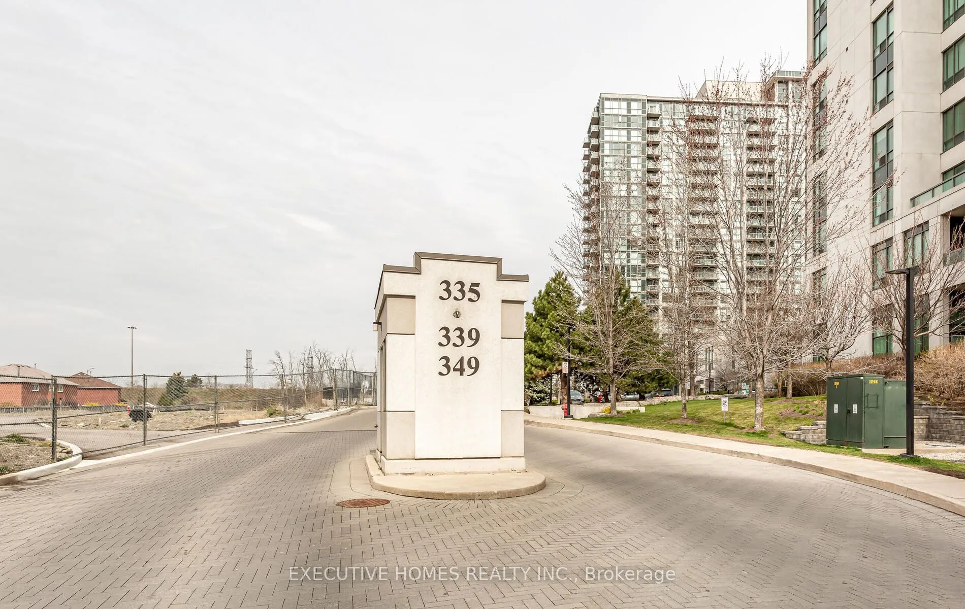 339 Rathburn Road W, #1510