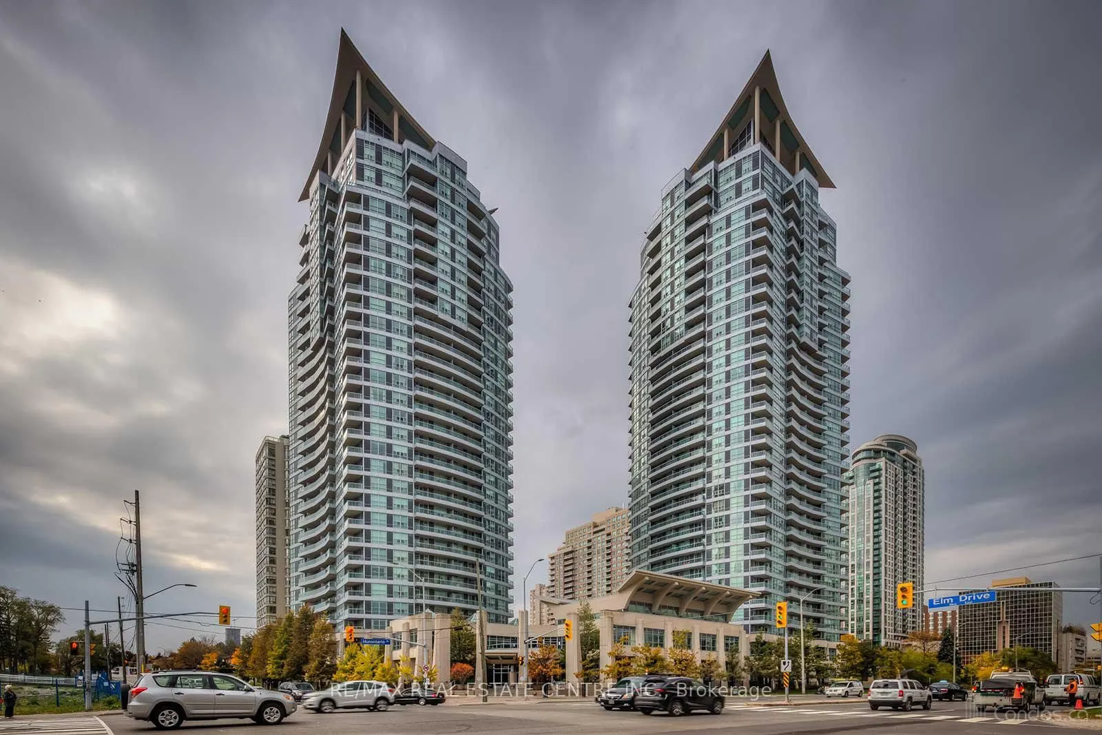 1 Elm Drive W, #909