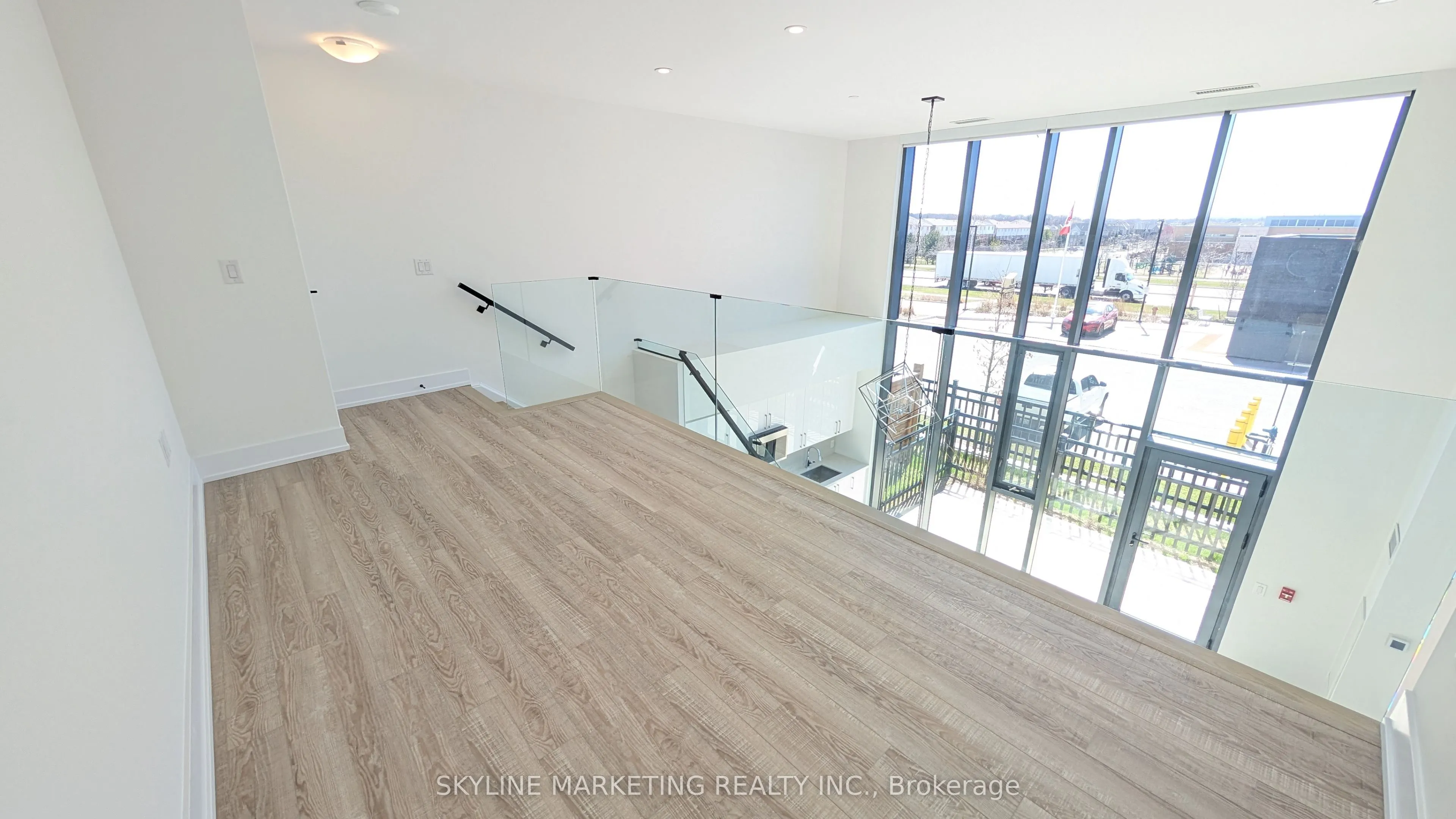 2450 Old Bronte Road, #102