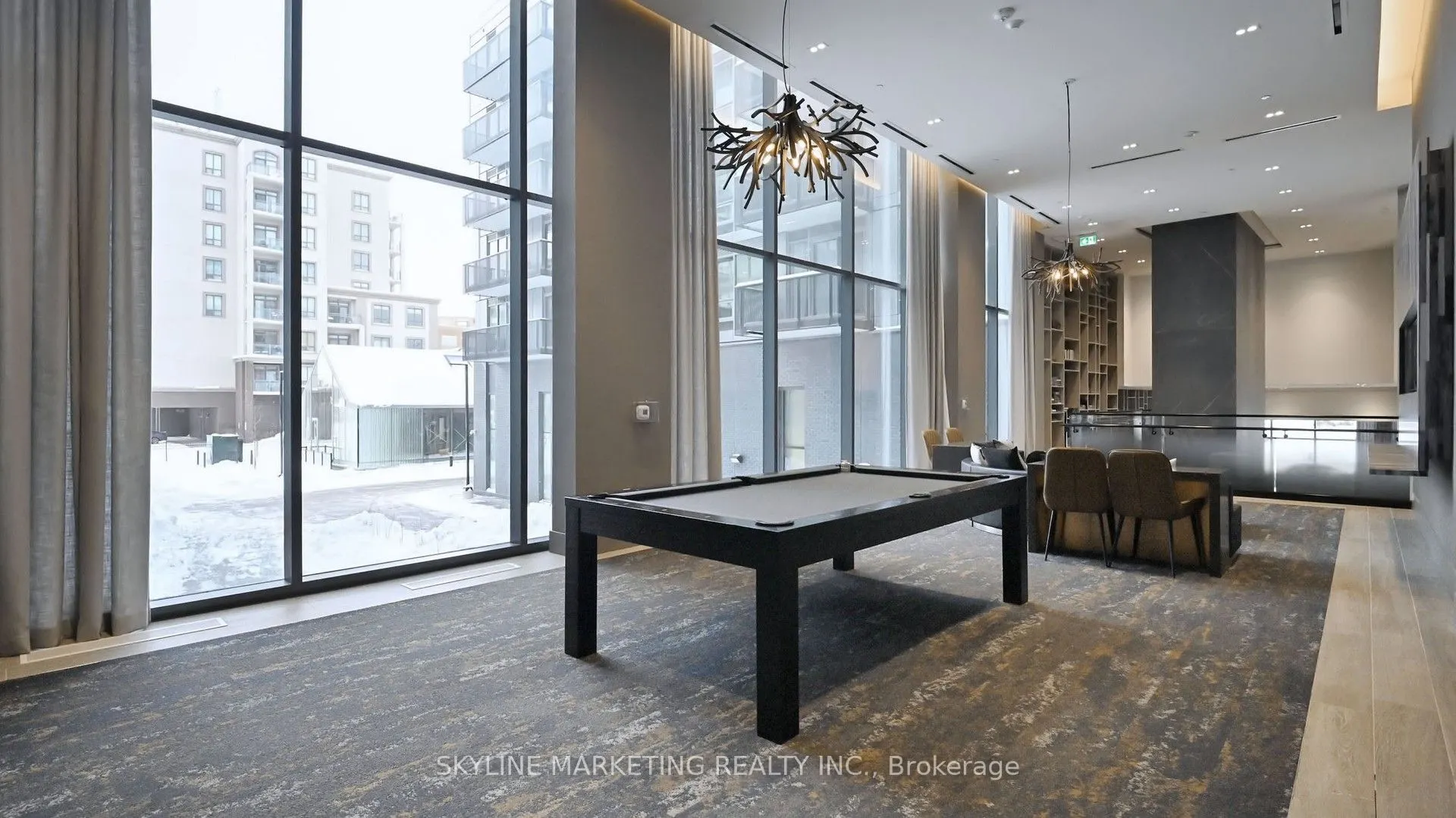 2450 Old Bronte Road, #102