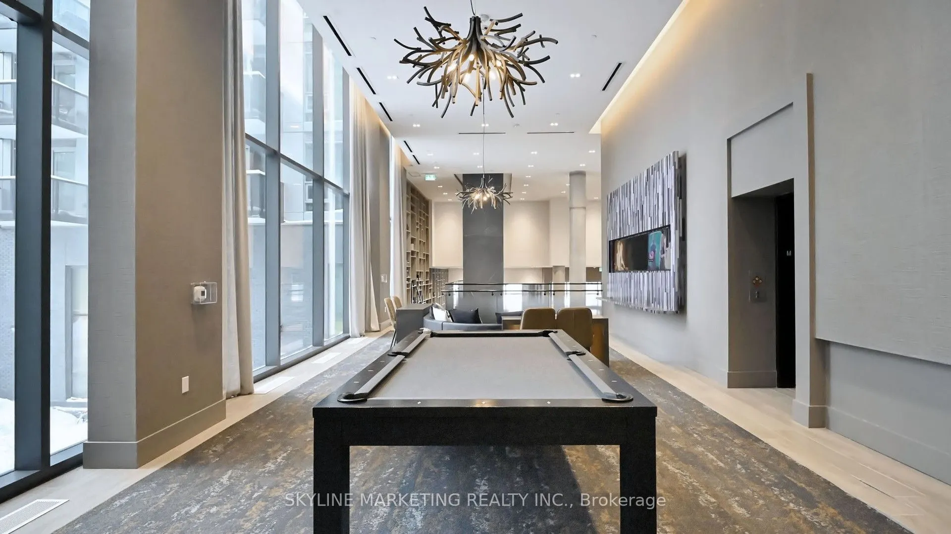 2450 Old Bronte Road, #102