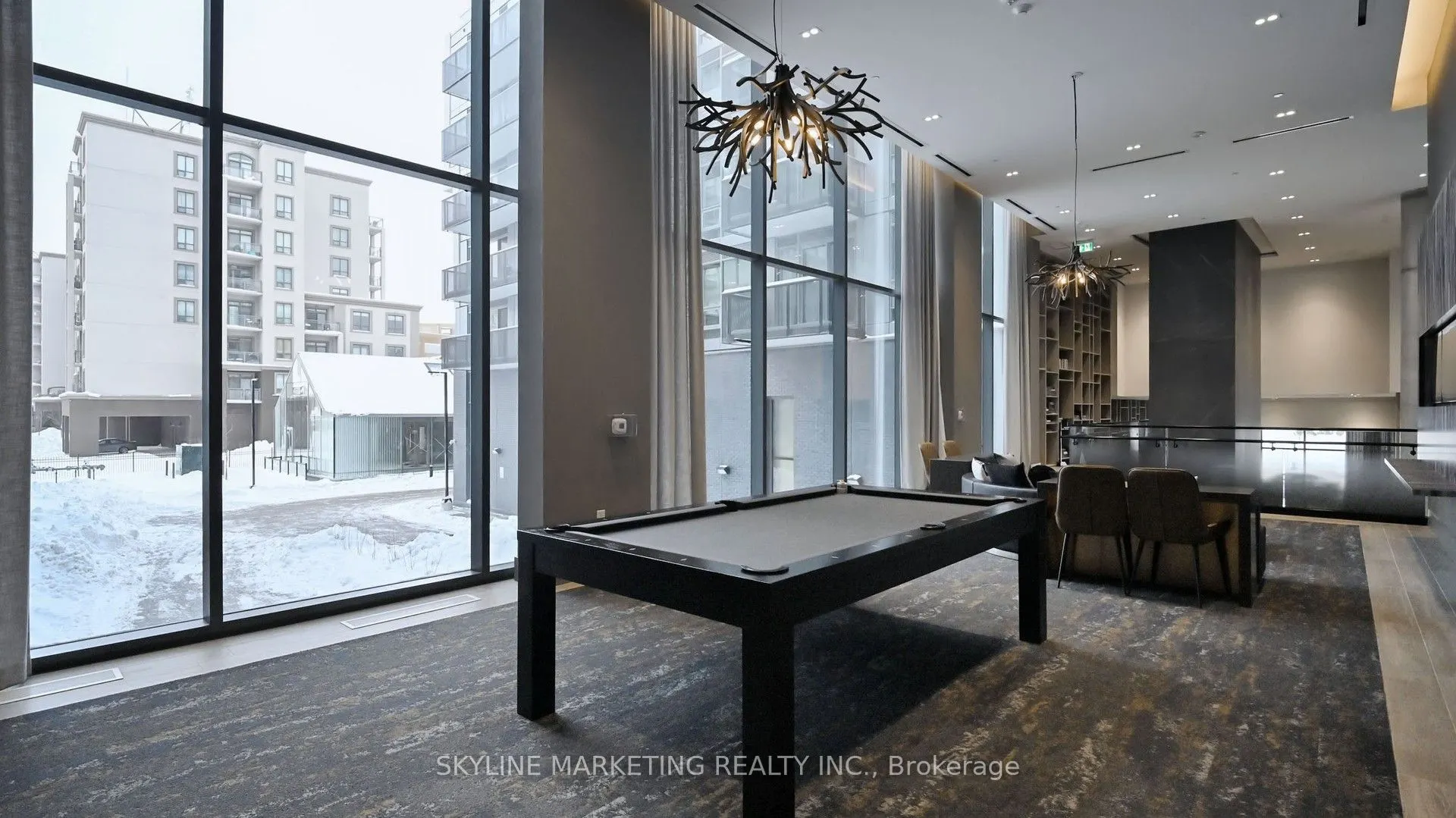2450 Old Bronte Road, #102
