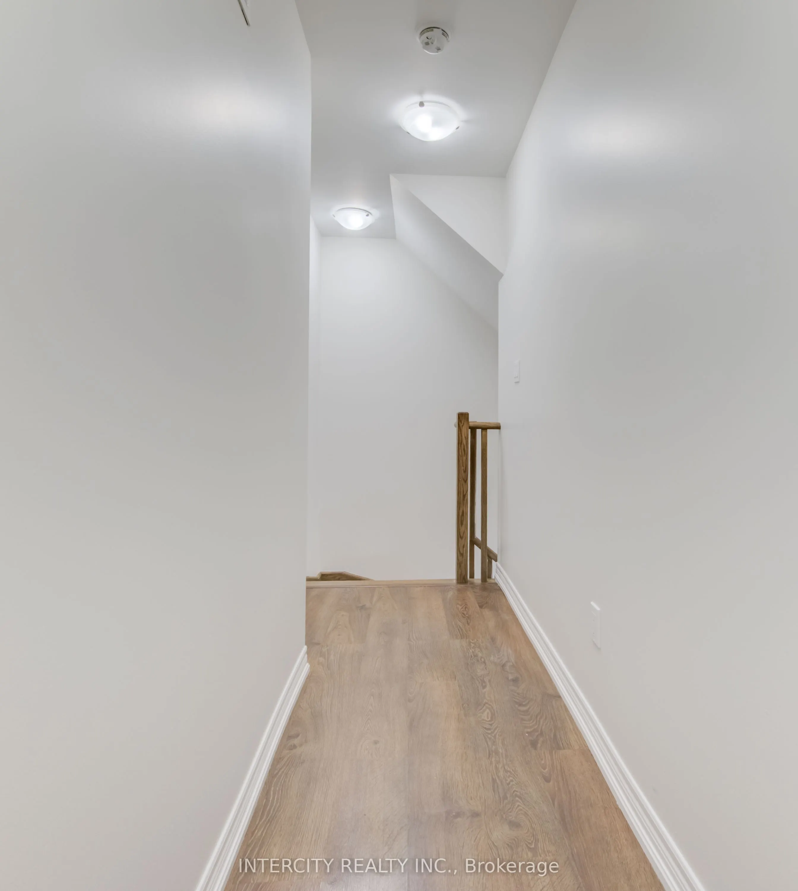 2205 LILLYKIN Street #4