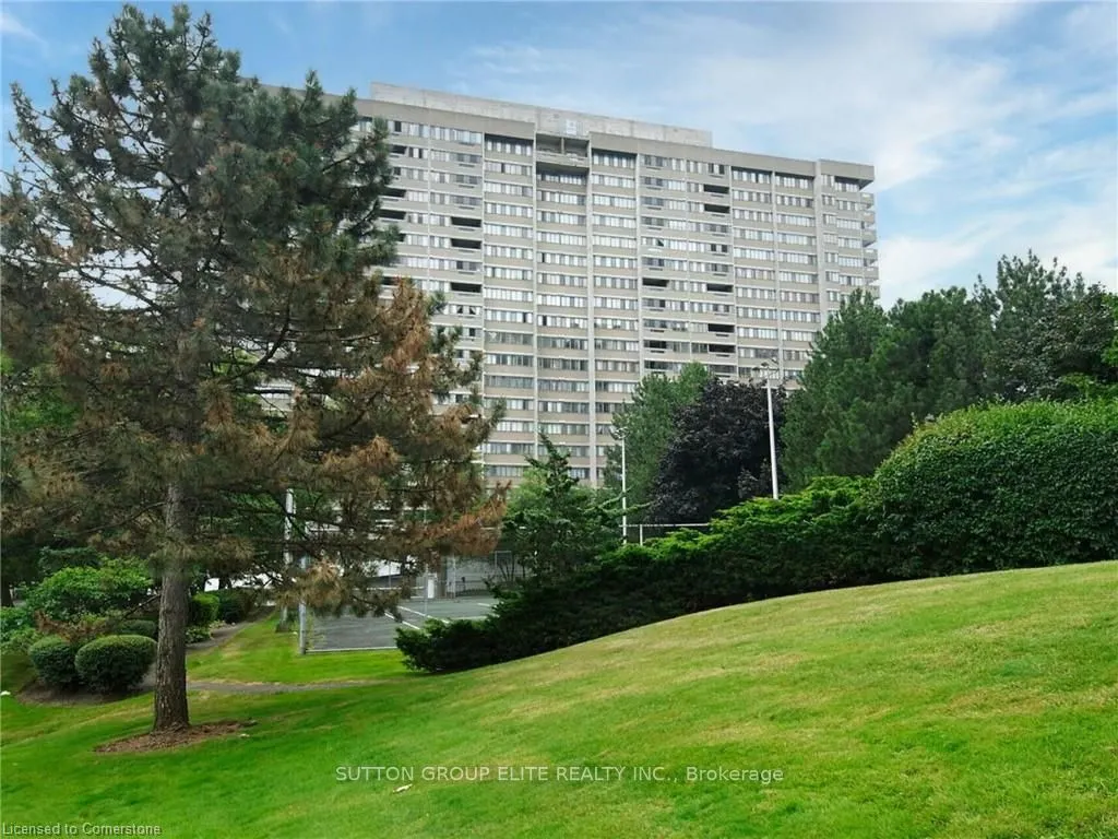 50 Elm Drive E #1205