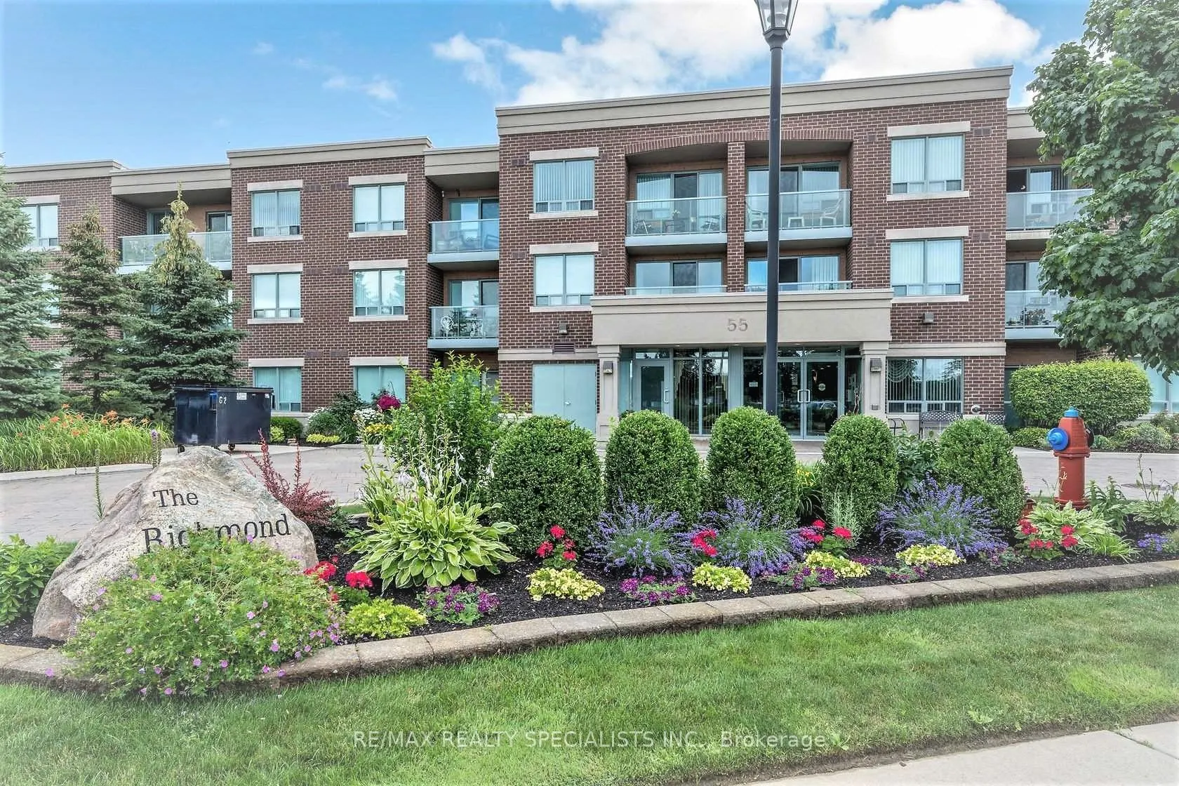 55 Via Rosedale, #201