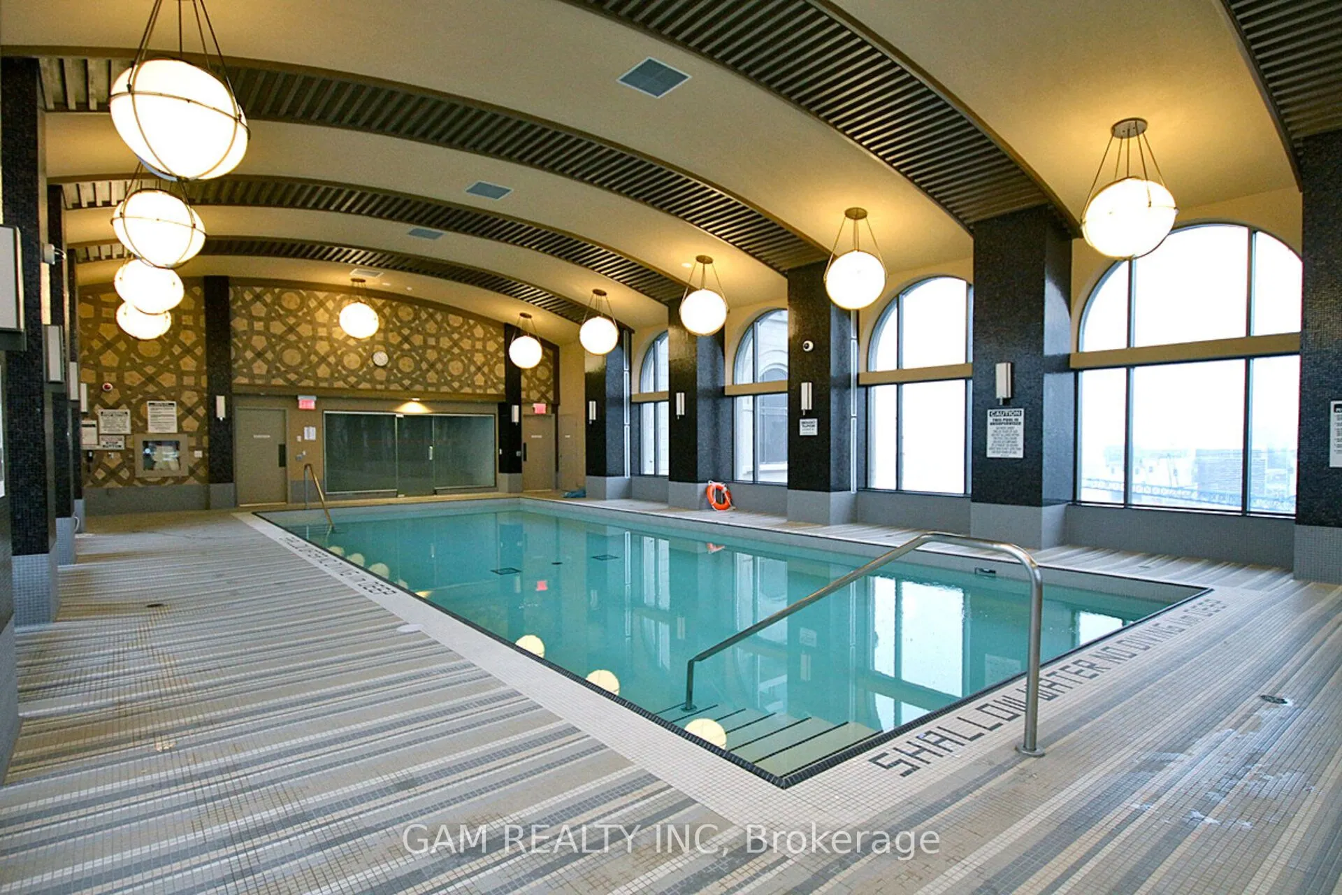 385 Prince Of Wales Drive, #1102