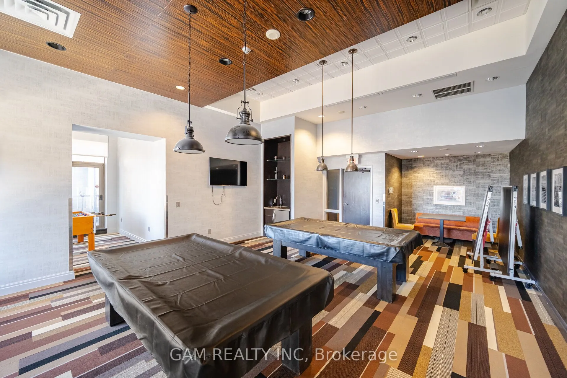 385 Prince Of Wales Drive, #1102