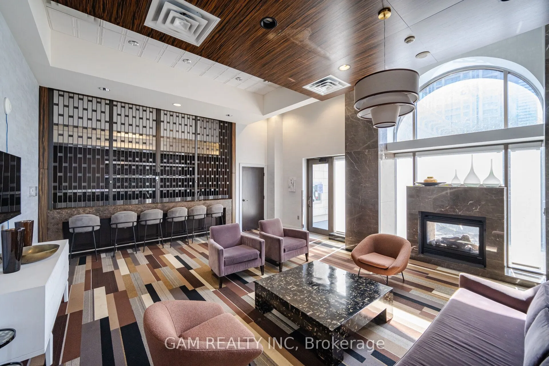 385 Prince Of Wales Drive, #1102