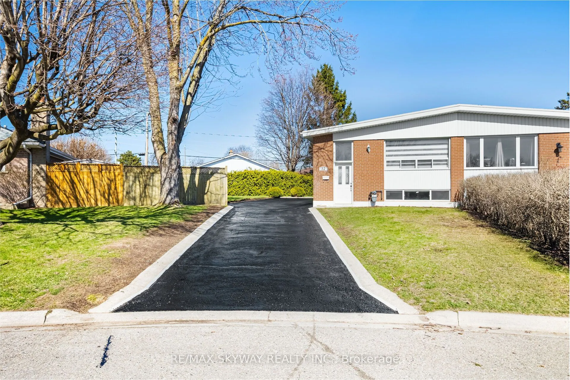 32 Langwith Court